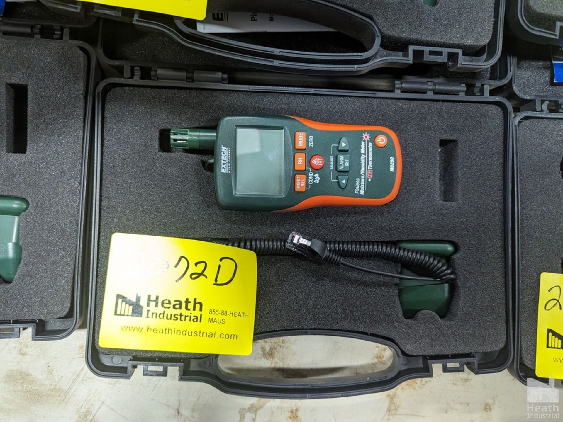 FLIR / EXTECH MODEL M0290 MOISTURE METER WITH CASE & ACCESSOIRES