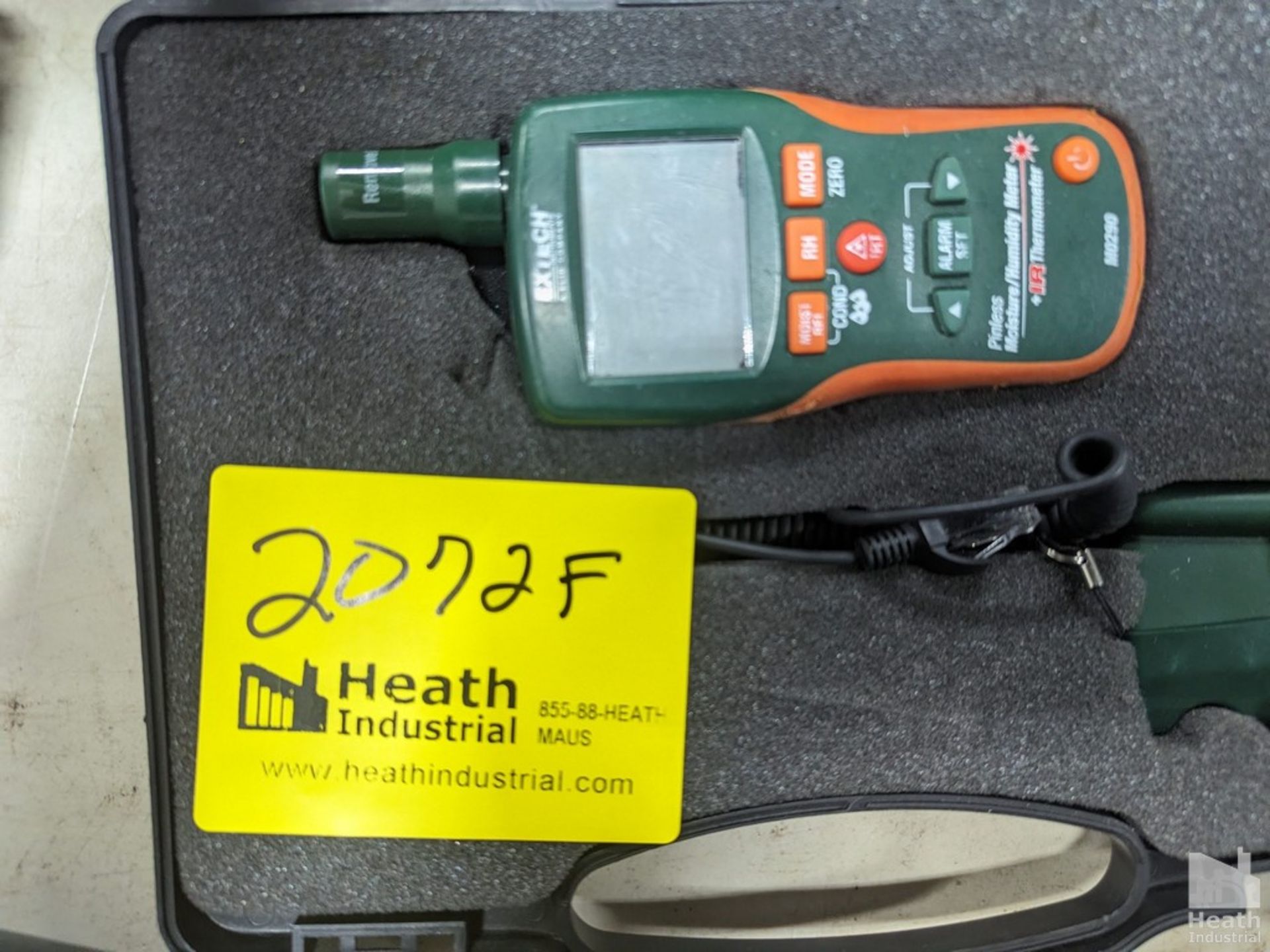 FLIR / EXTECH MODEL M0290 MOISTURE METER WITH CASE & ACCESSOIRES