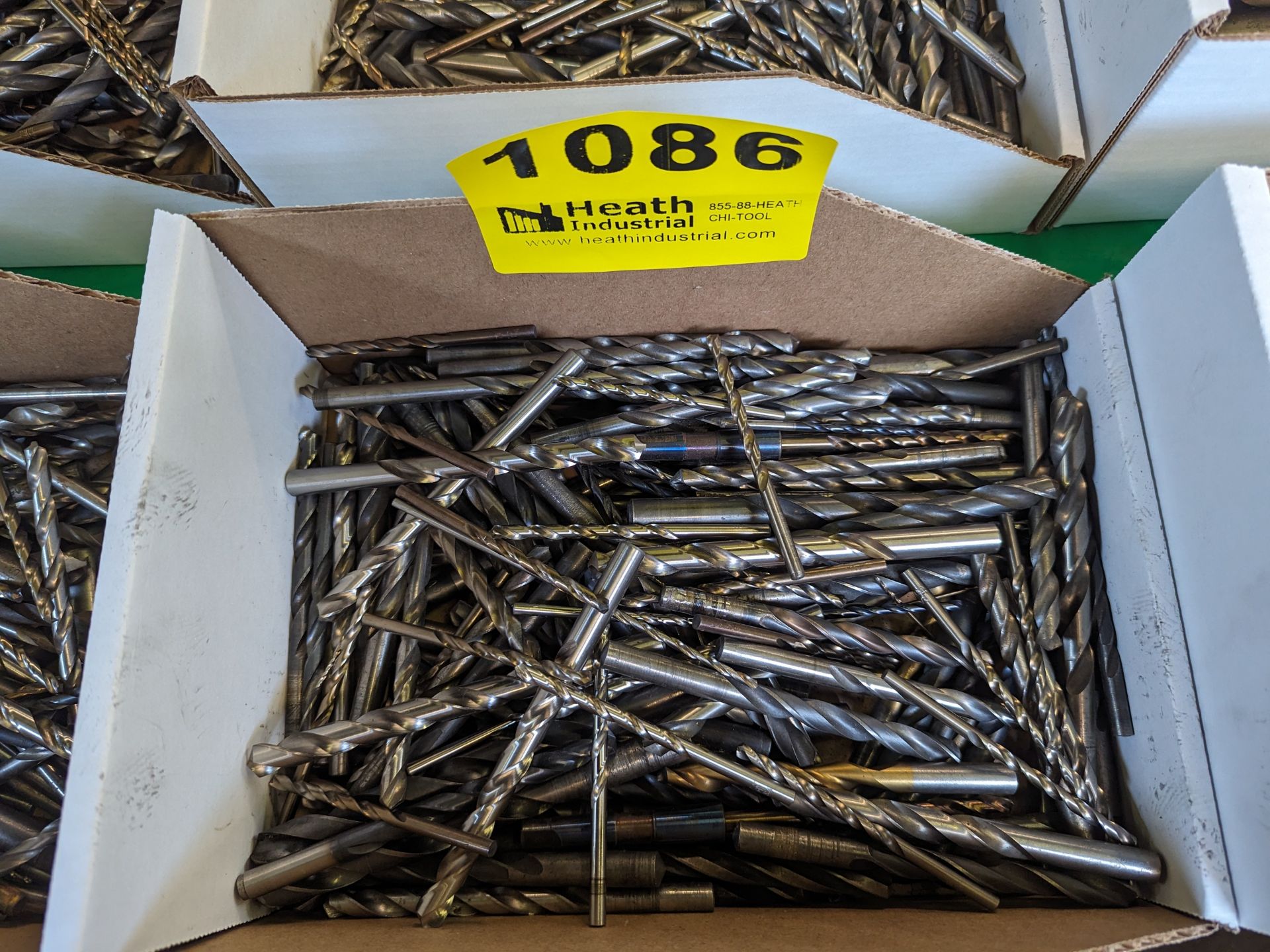 LOT OF ASSORTED DRILL BITS