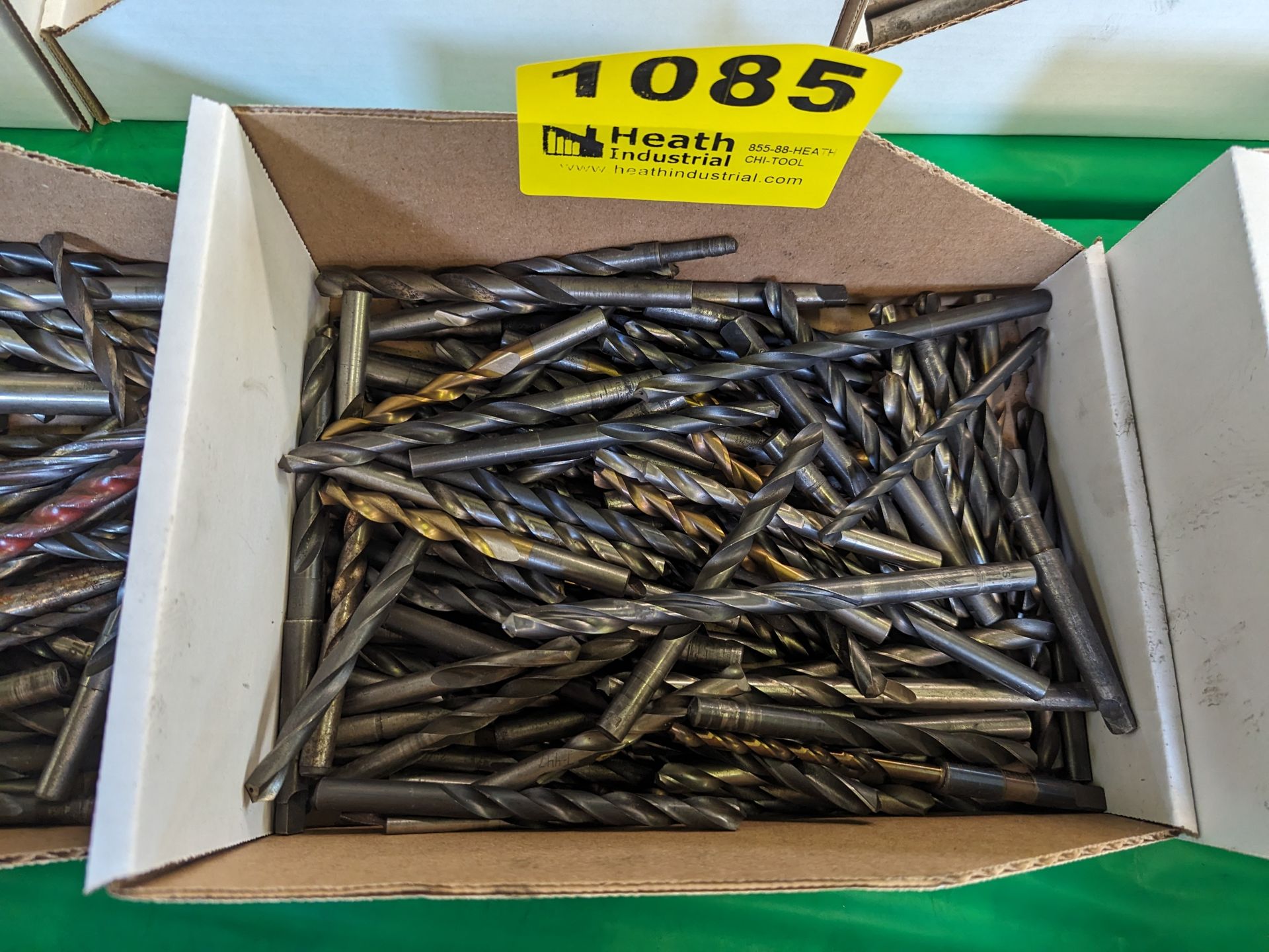 LOT OF ASSORTED DRILL BITS