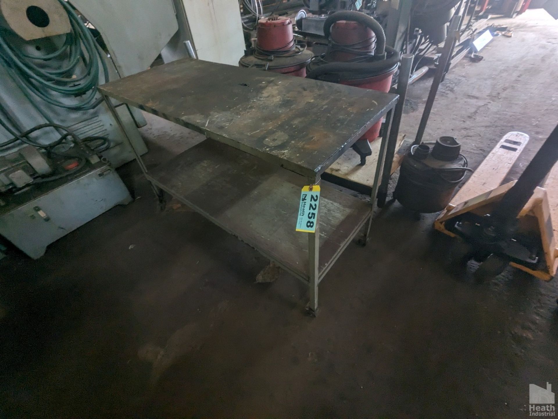 PORTABLE STEEL TABLE 50" X 21" X 33"