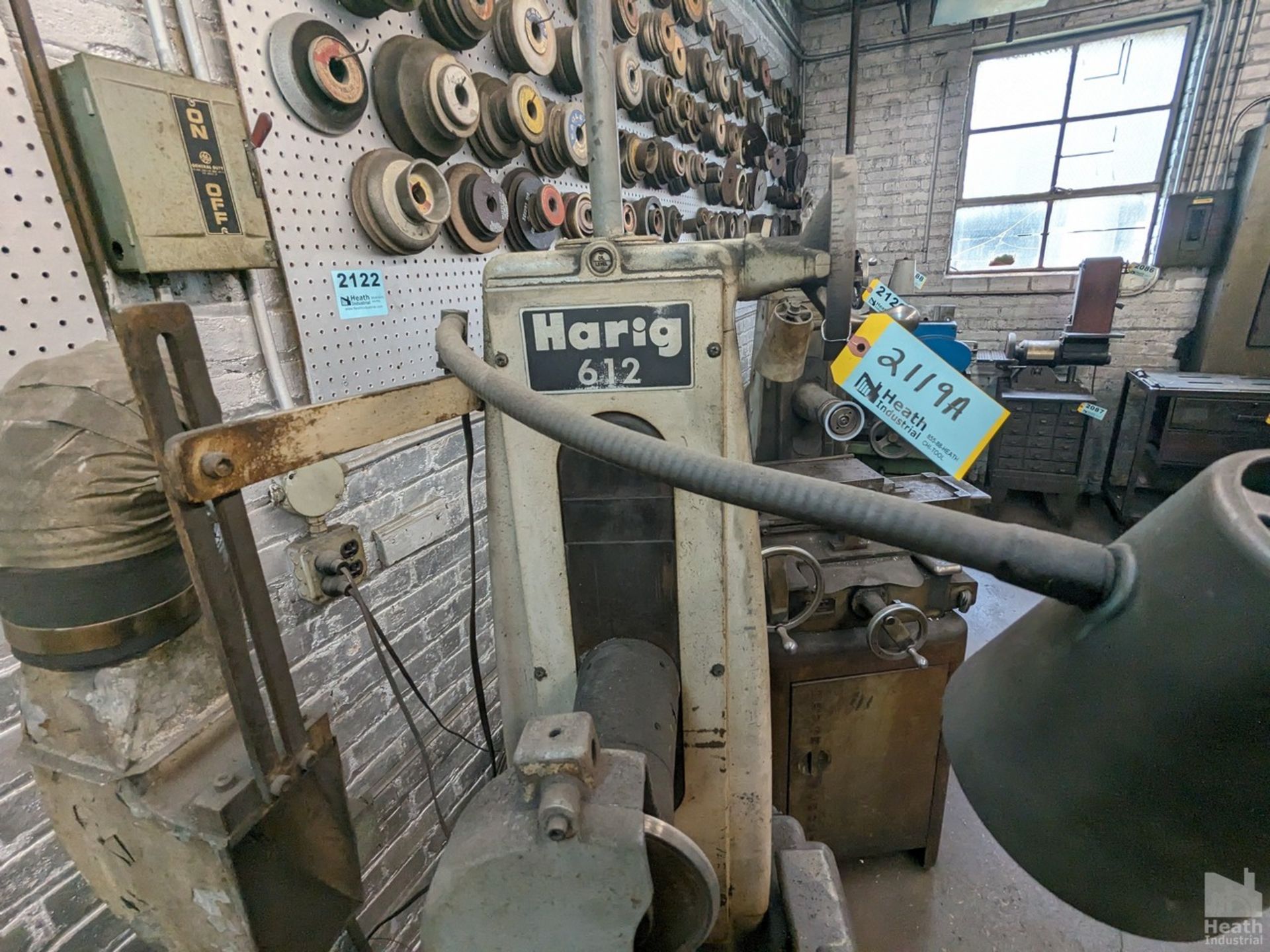 HARIG 6"x 12" MODEL 612 SURFACE GRINDER, WITH PERMANENT MAGNETIC CHUCK - Image 2 of 5