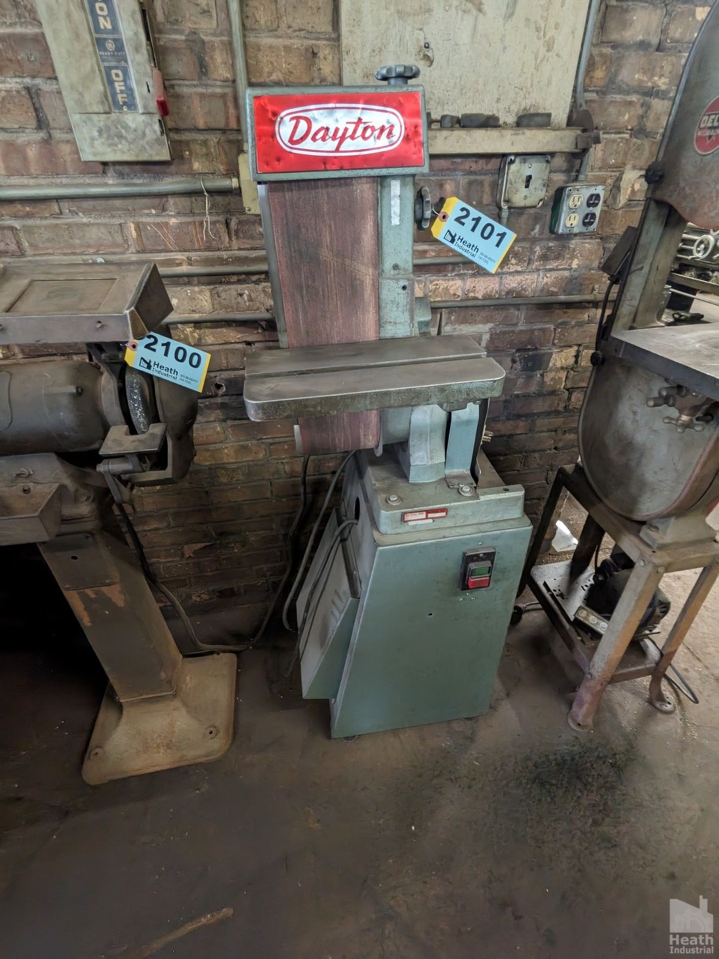 DAYTON 6" MODEL BELT SANDER, S/N 0060014