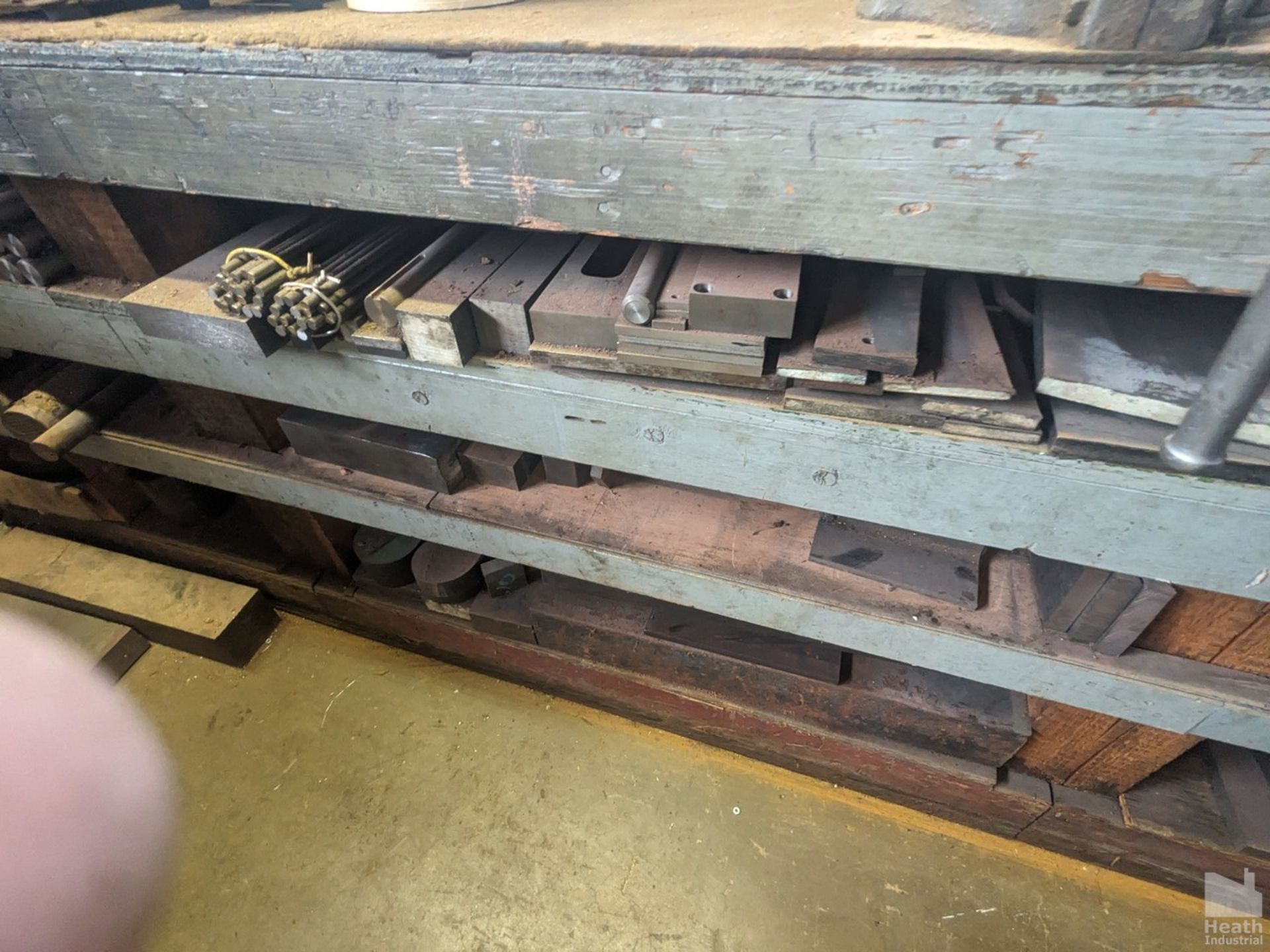 ASSORTED STEEL STOCK UNDER BENCH - Image 3 of 4