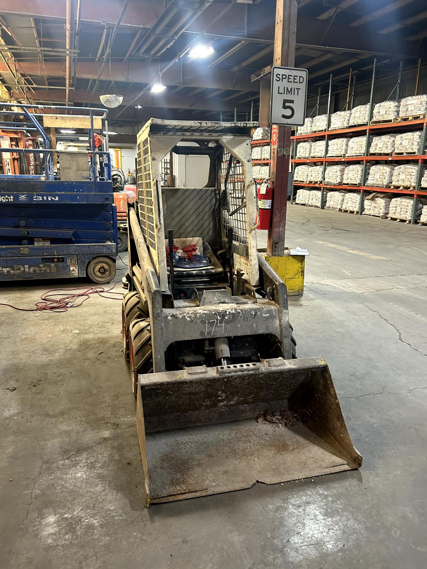 MELROE BOBCAT 440B/443 SKID STEER LOADER - Image 2 of 17