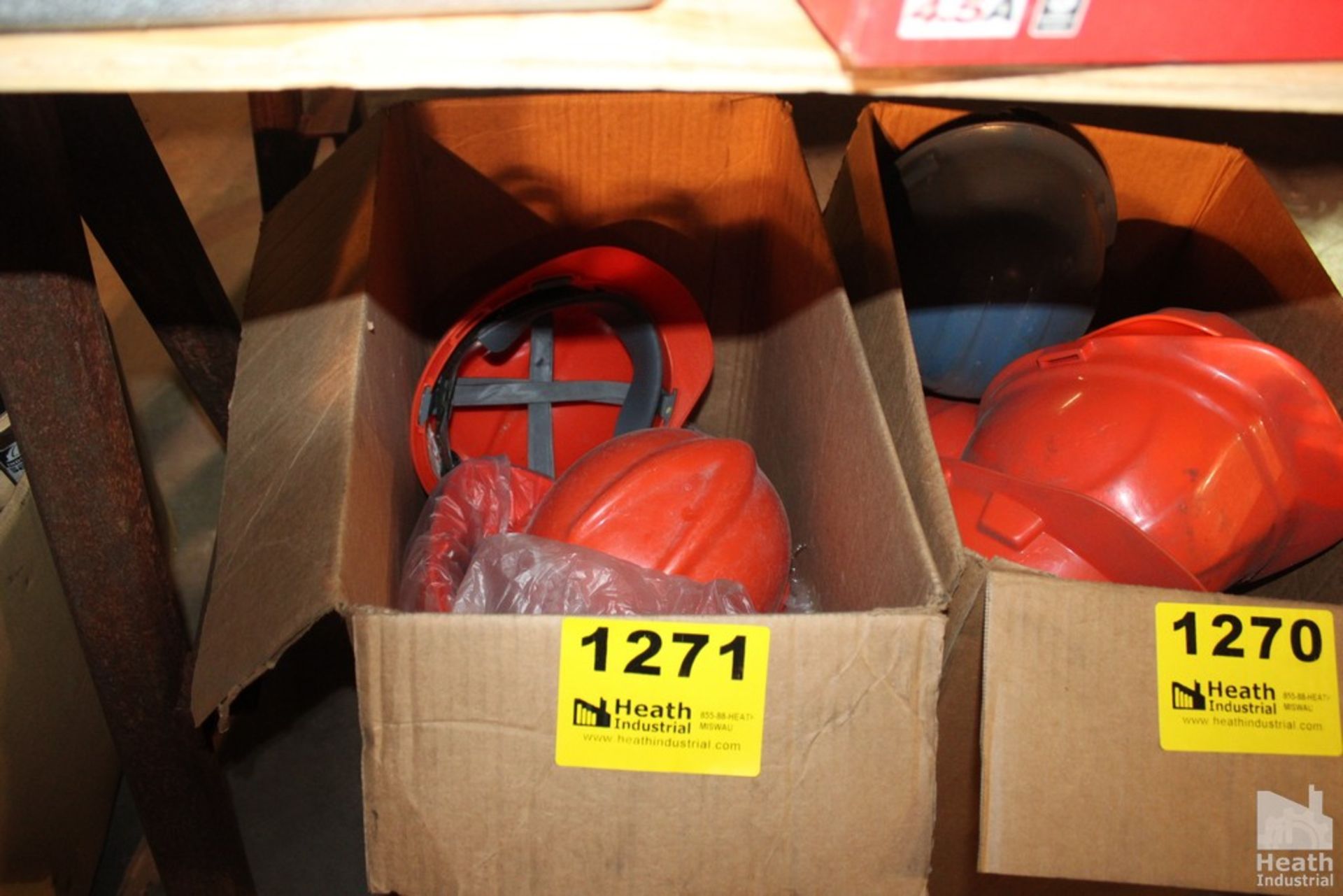 LARGE QTY HARD HATS