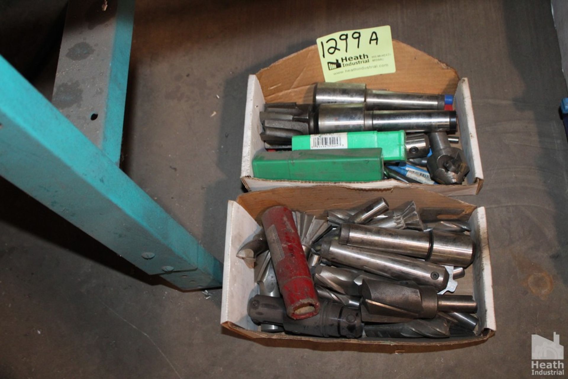 TOOL HOLDERS AND TOOLING IN TWO BOXES