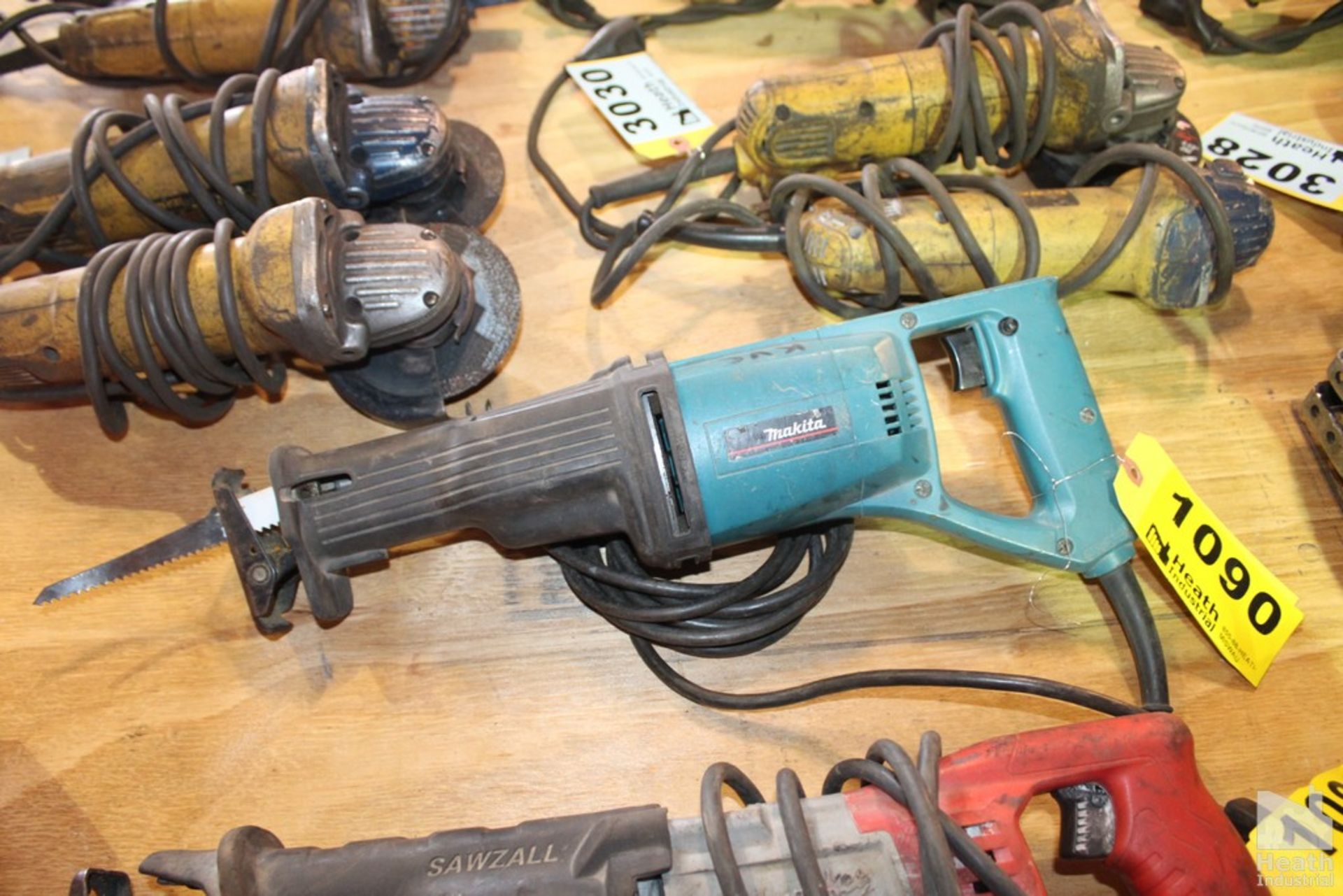 MAKITA JR3000V RECIPROCATING SAW