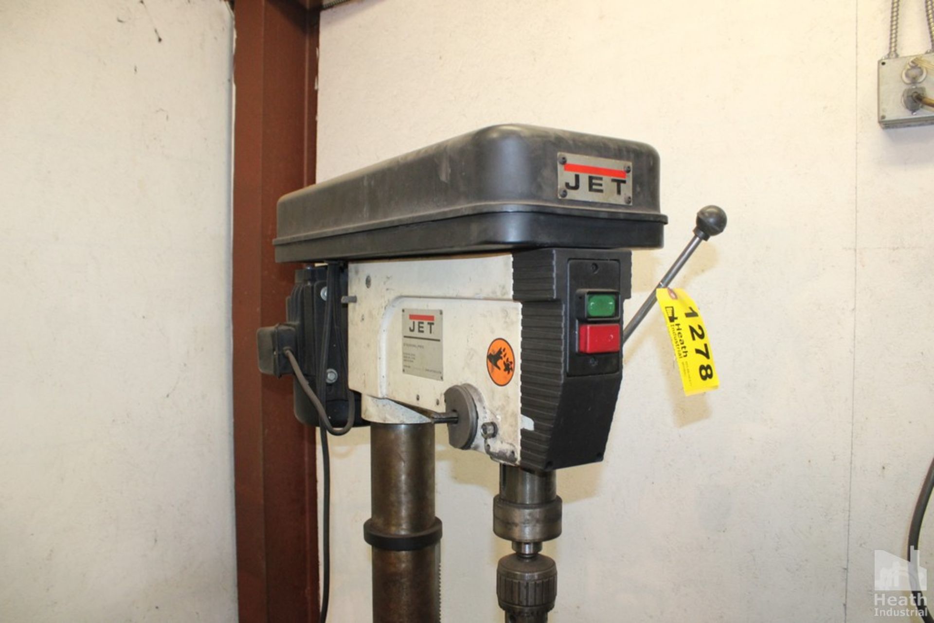JET MODEL J-2550 20" FLOOR STANDING DRILL PRESS 17" X 19" SLOTTED TABLE WITH OIL TROUGH S/N - Image 3 of 4