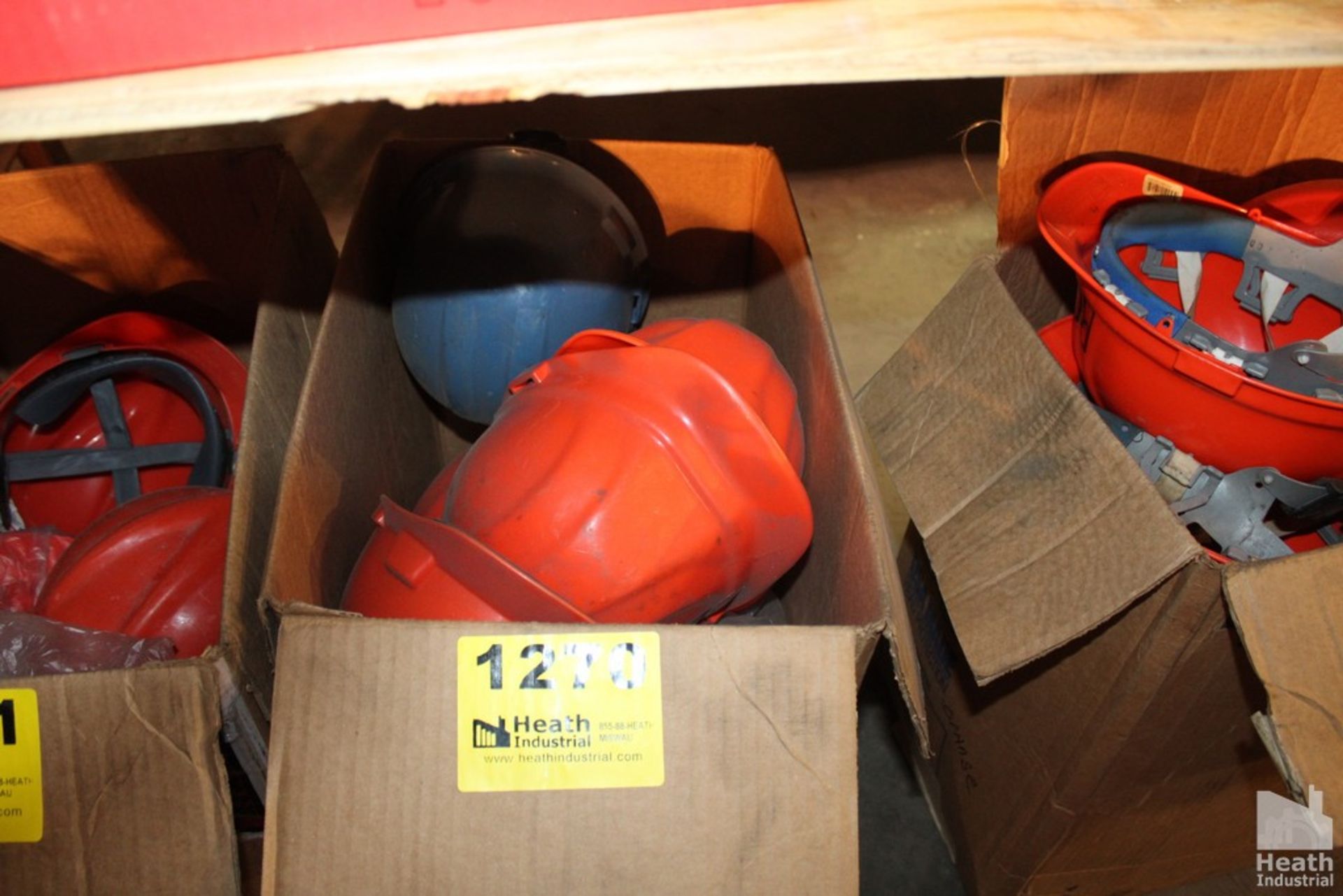 LARGE QTY HARD HATS