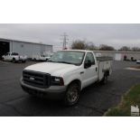 FORD F250 XL SUPER DUTY PICK UP TRUCK | CONTRACTOR STYLE BODY | DIESEL FUEL TANK WITH PUMP |