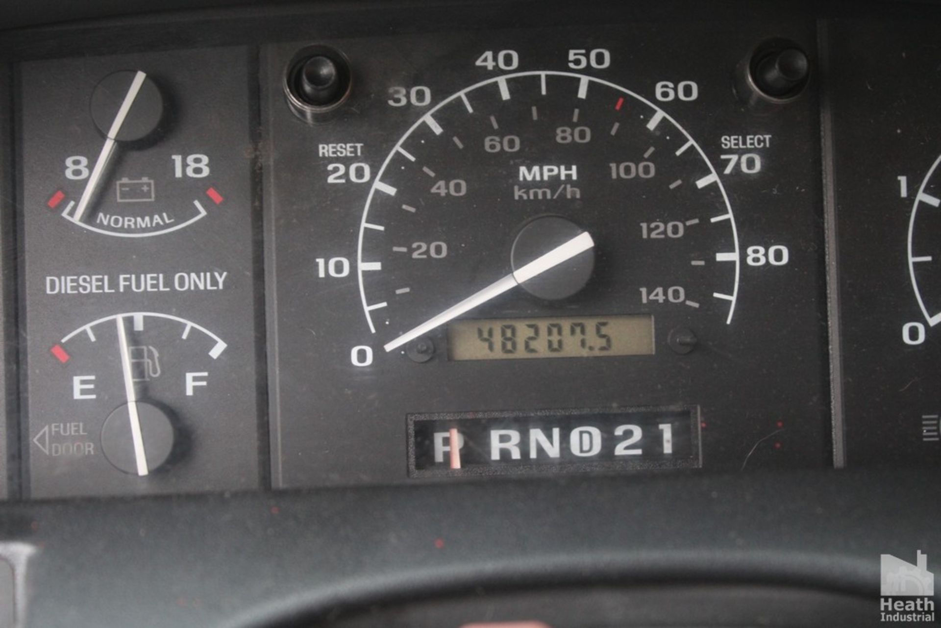 FORD F350 CREW CAB FIFTH WHEEL TOTER | GAS |CB RADIO | VIN 2FTJW35M2NCA25224 (1992) | INDICATED - Image 5 of 7