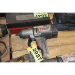 PORTER CABLE PCE210 1/2" DRIVE ELECTRIC IMPACT WRENCH