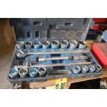 3/4" DRIVE SOCKET SET WITH RATCHET AND BREAKER BAR