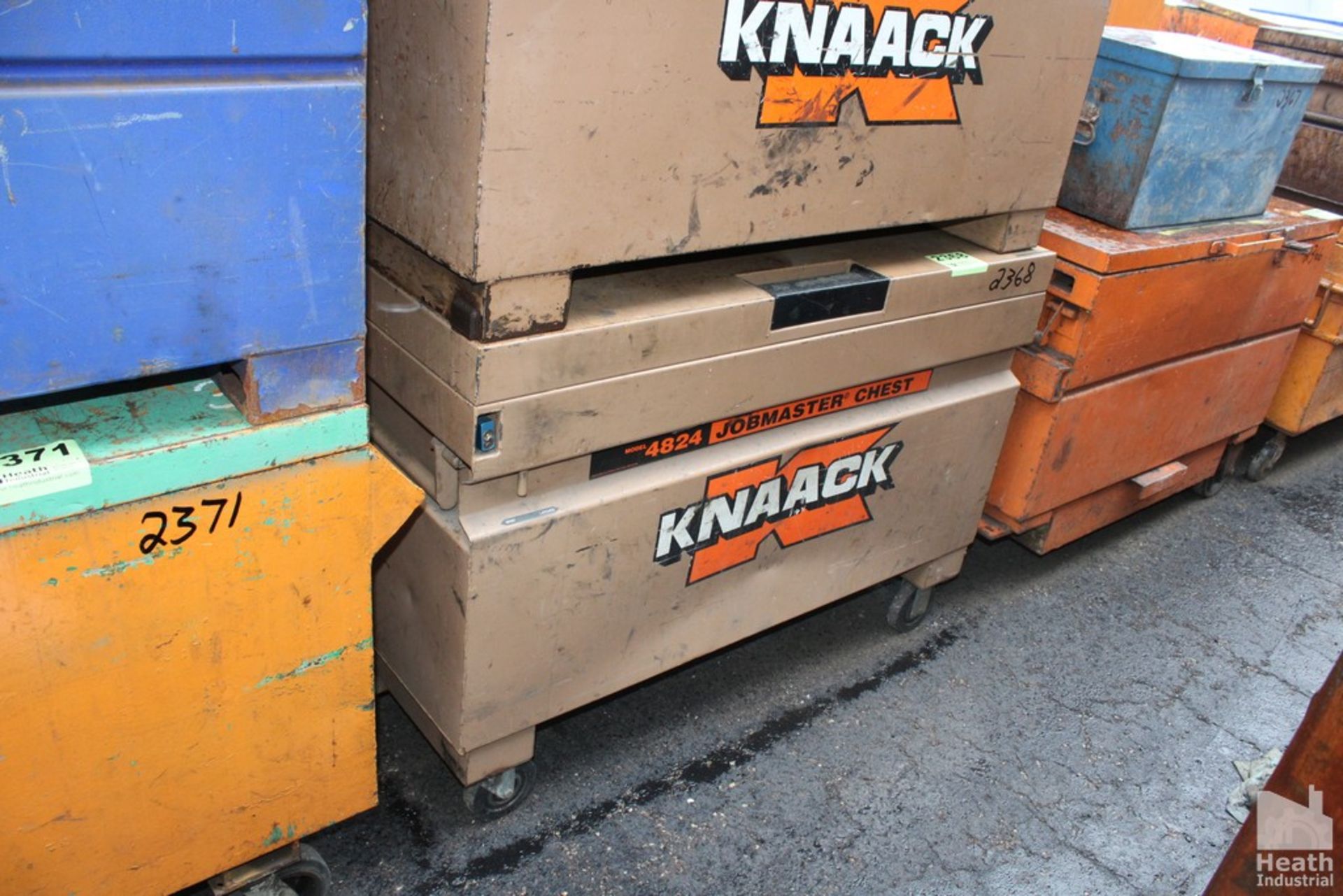 PORTABLE KNAACK BOX 48" X 24" X 35"