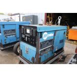 MILLER MODEL DU-OP 4.0 KVA / 550 AMP CC/CV DC DIESEL POWERED ARC WELDER / GENERATOR S/N LG082056