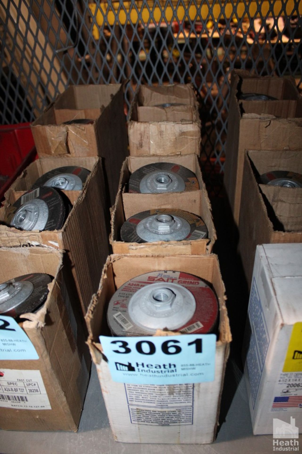 LARGE QTY 4-1/2" GRINDING WHEELS IN THREE BOXES