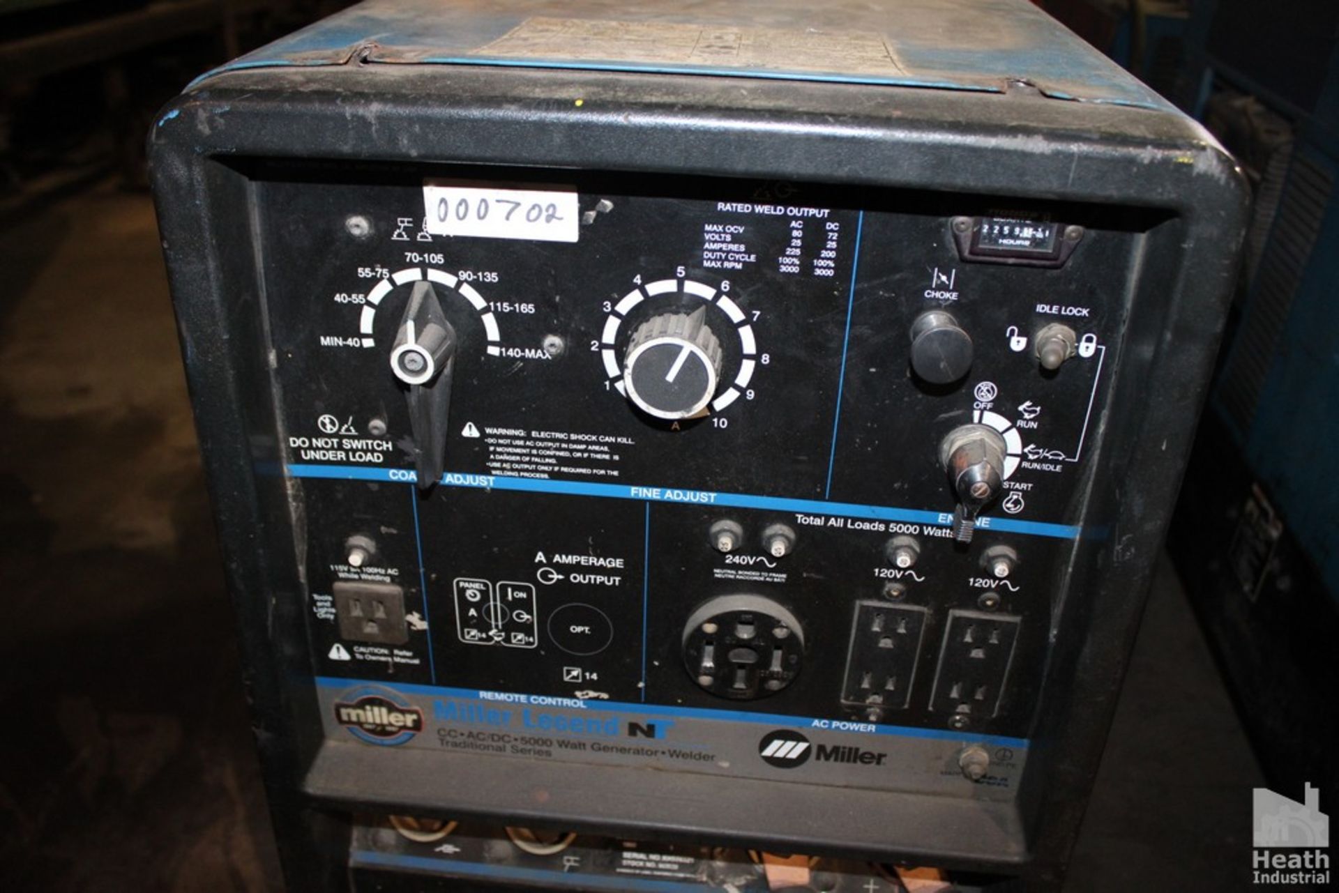 MILLER LEGEND NT 5000 WATT / 200 AMP PORTABLE WELDER GENERATOR, CC,AC,DC, ONAN GAS ENGINE, 2259 - Image 2 of 5