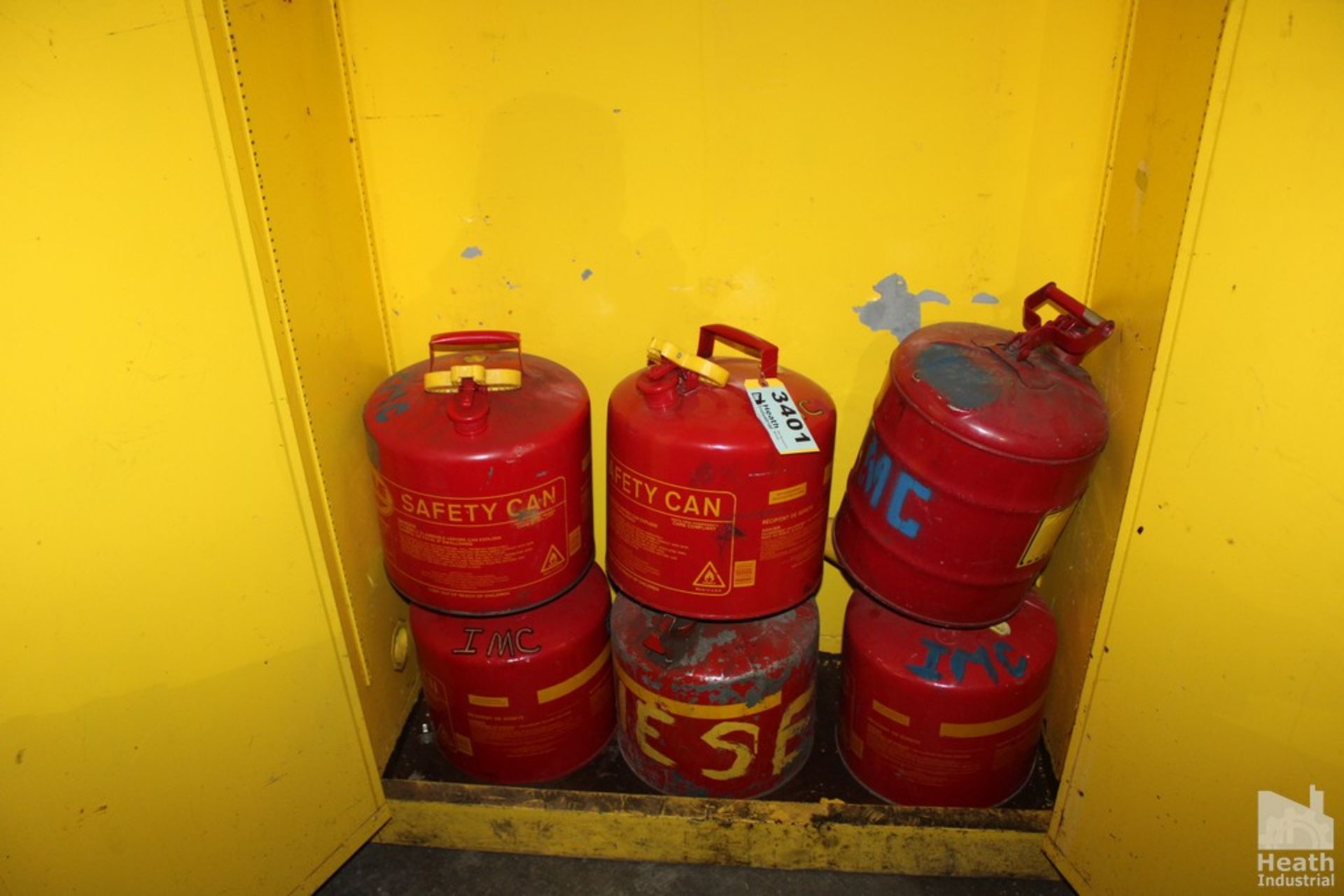 (6) SAFETY FUEL CANS
