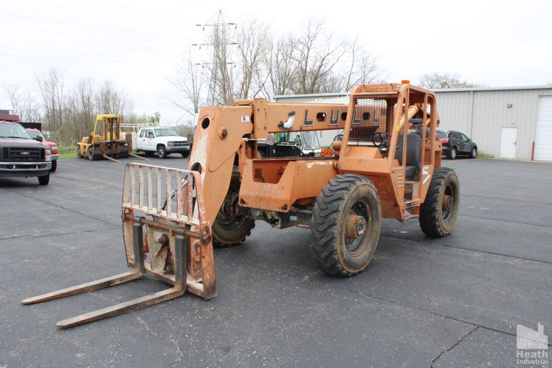 LULL "HIGHLANDER" MODEL 6443-37 6,000 LB TELEHANDLER, 36' REACH, FOAM FILLED TIRES, JOHN DEERE