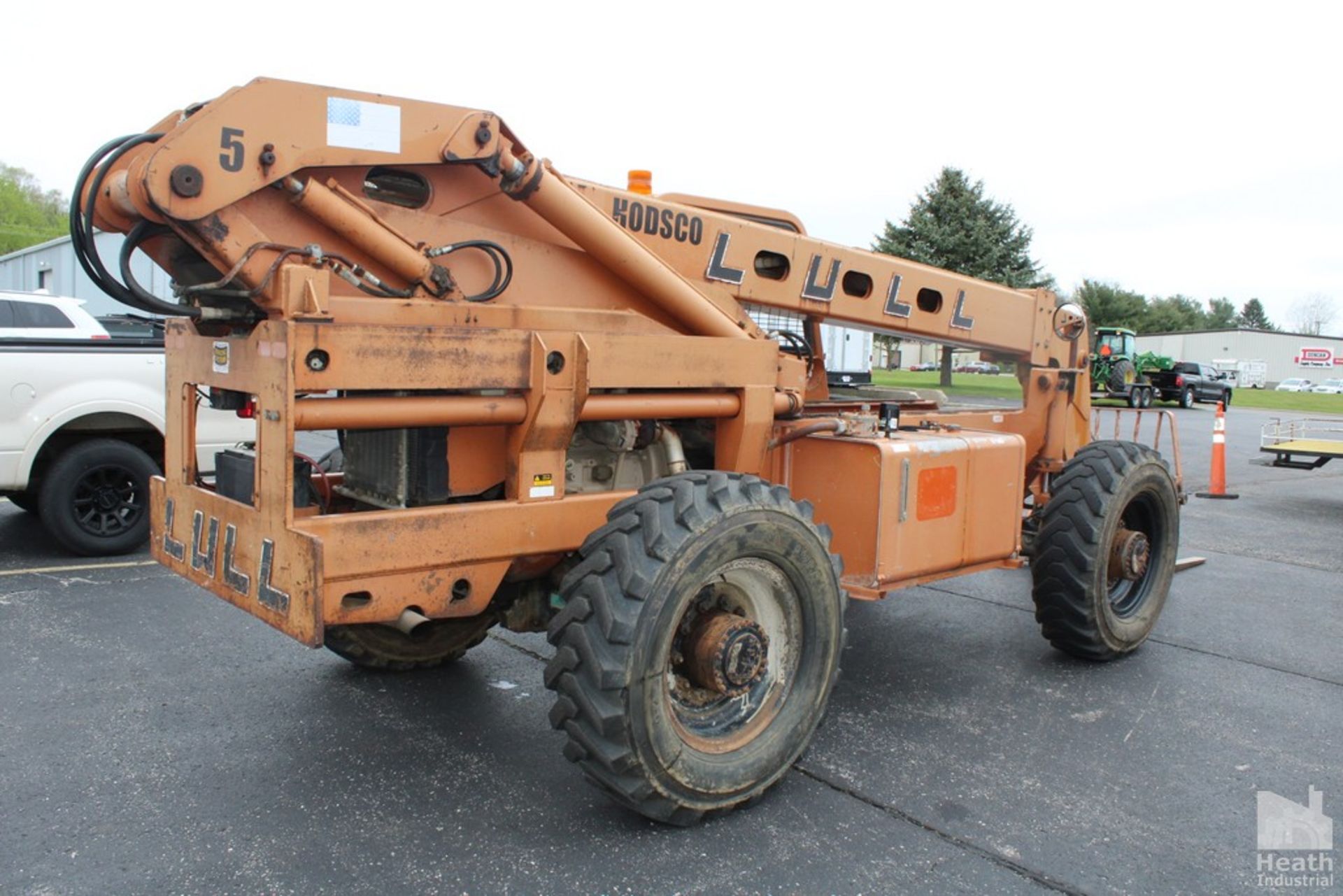 LULL "HIGHLANDER" MODEL 6443-37 6,000 LB TELEHANDLER, 36' REACH, FOAM FILLED TIRES, JOHN DEERE - Image 6 of 9