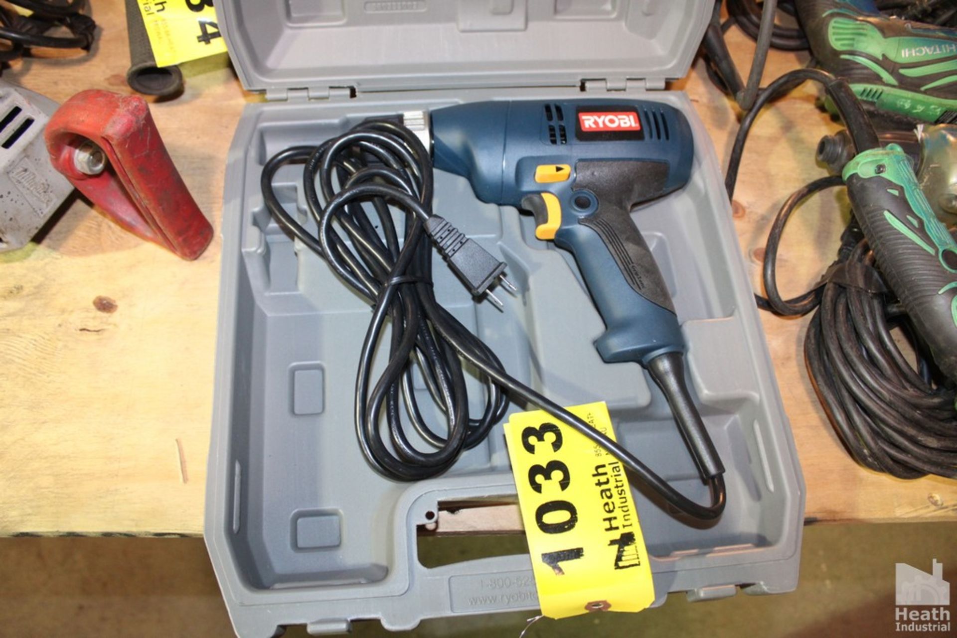 RYOBI D41 3/8" DRILL WITH CASE