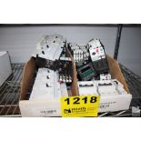 (2) BOXES OF MOSTLY SIEMENS CIRCUIT BREAKERS