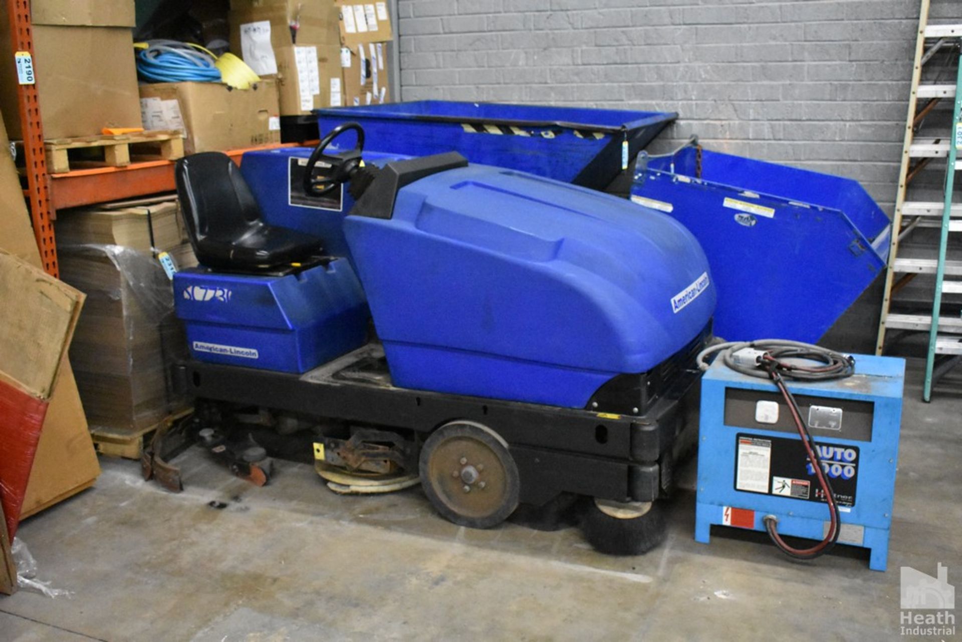 AMERICAN-LINCOLN MODEL 505-322 ELECTRIC FLOOR SWEEPER, 36 VOLT, S/N 692120, LENGTH 8'', WIDTH 4' - Image 8 of 10