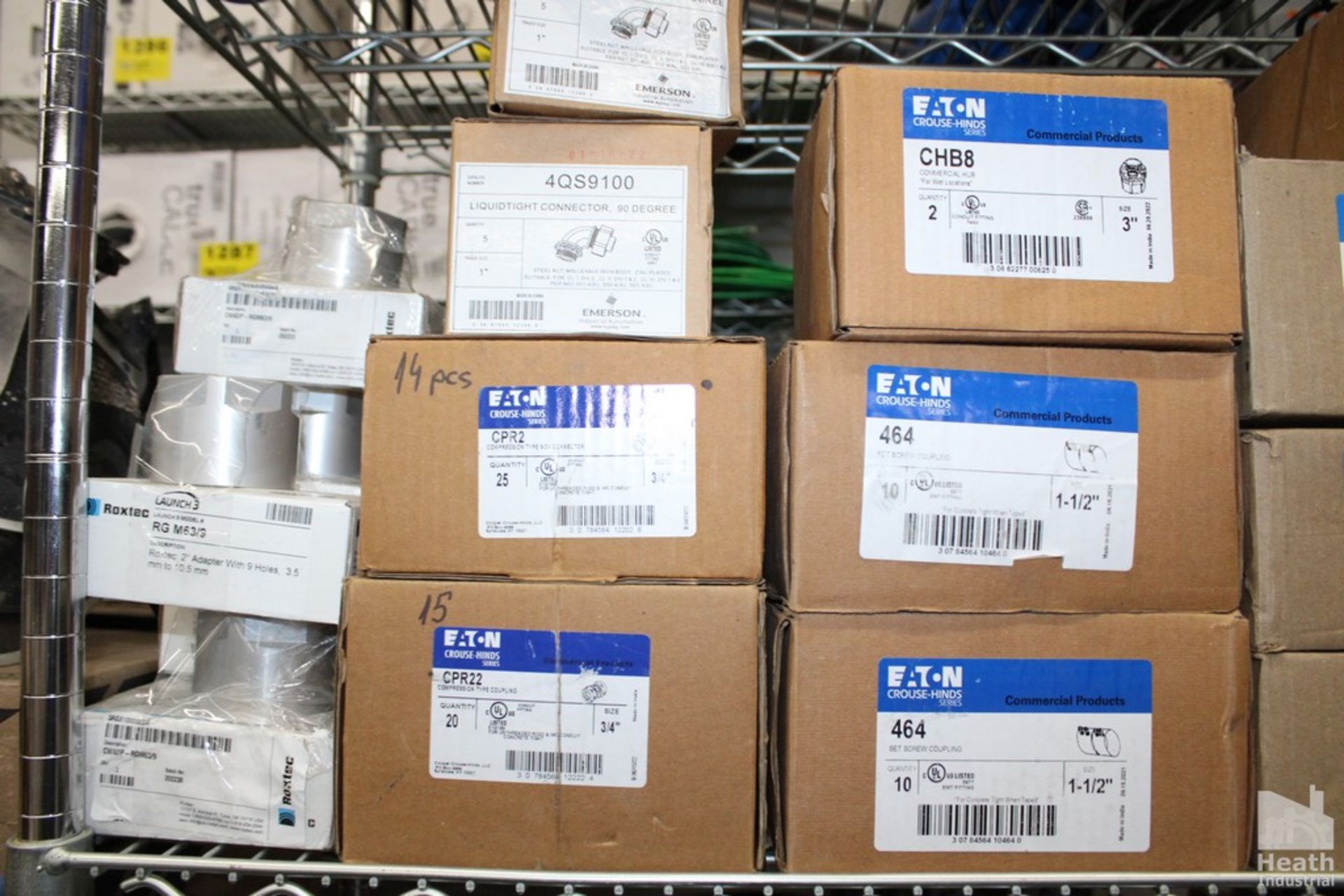 LARGE QUANTITY OF CONDUIT ELBOWS AND COUPLINGS ON SHELF - Image 2 of 4