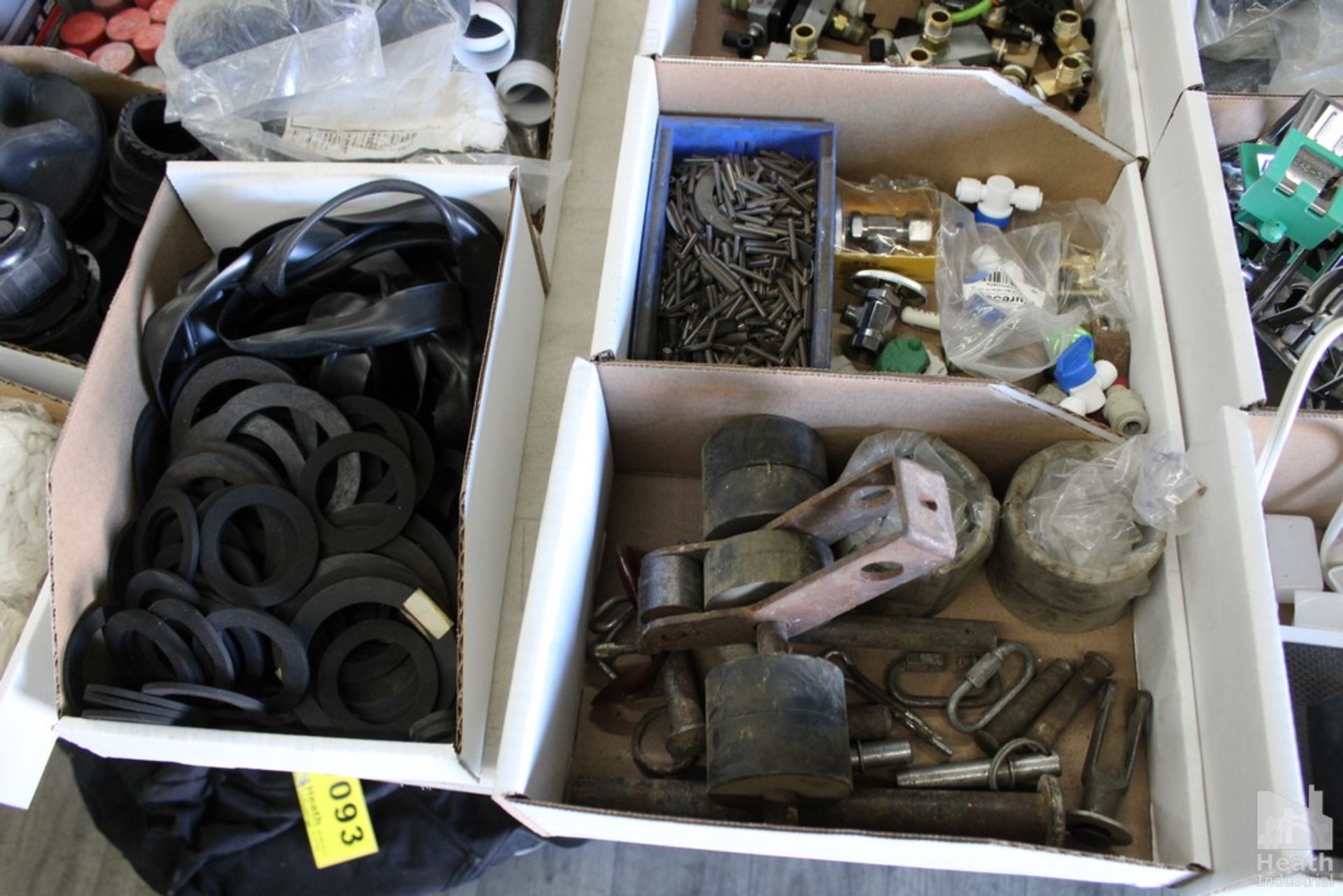 VALVES, ETC IN (4) BOXES - Image 3 of 3