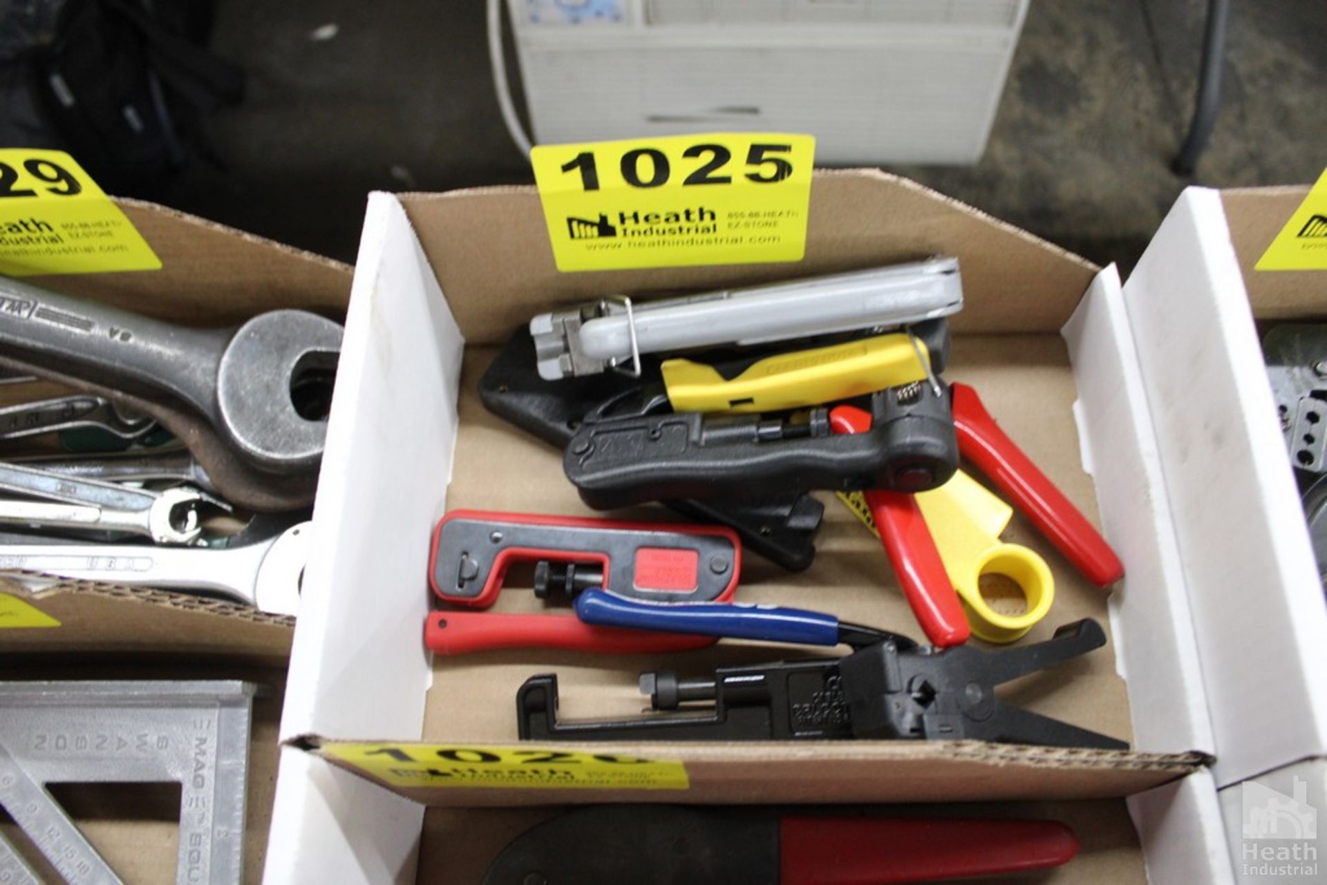 ASSORTED COMPRESSIONS TOOLS IN BOX