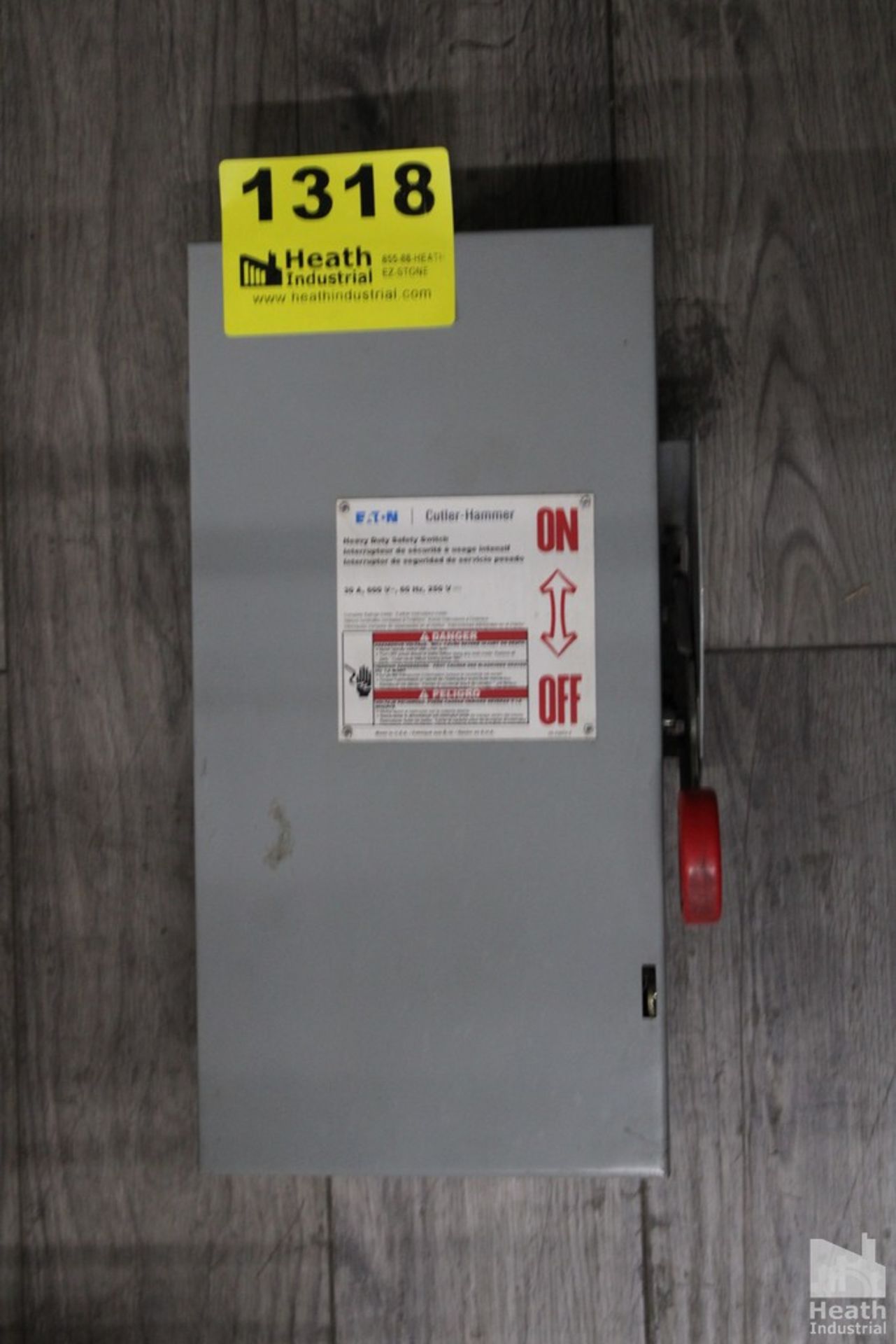 EATON HEAVY DUTY SAFETY SWITCH, MODEL DH361NGK, 30AMP