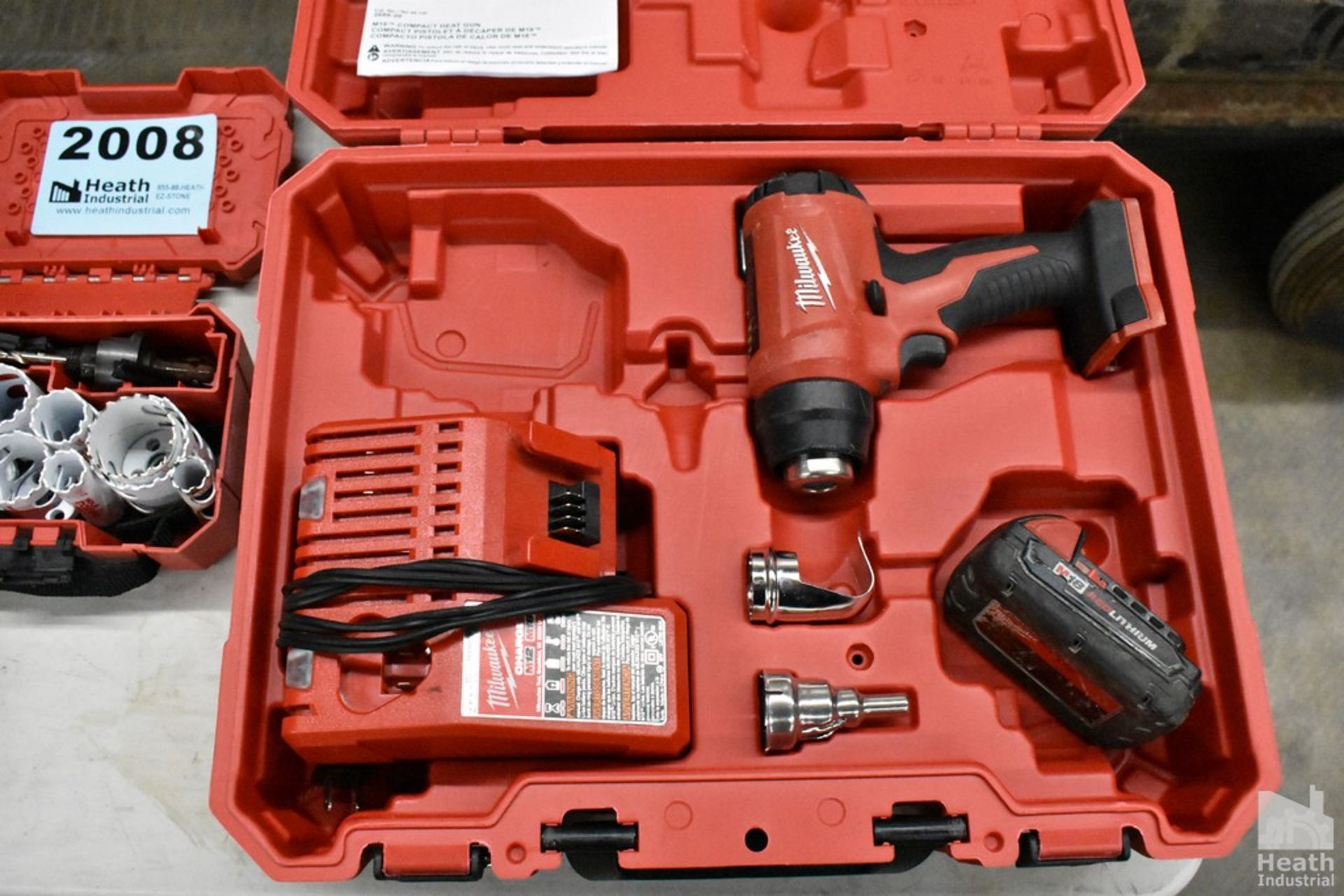 MILWAUKEE COMPACT HEAT GUN, MODEL 2688-20, WITH CHARGER, BATTERY AND CASE - Image 2 of 2