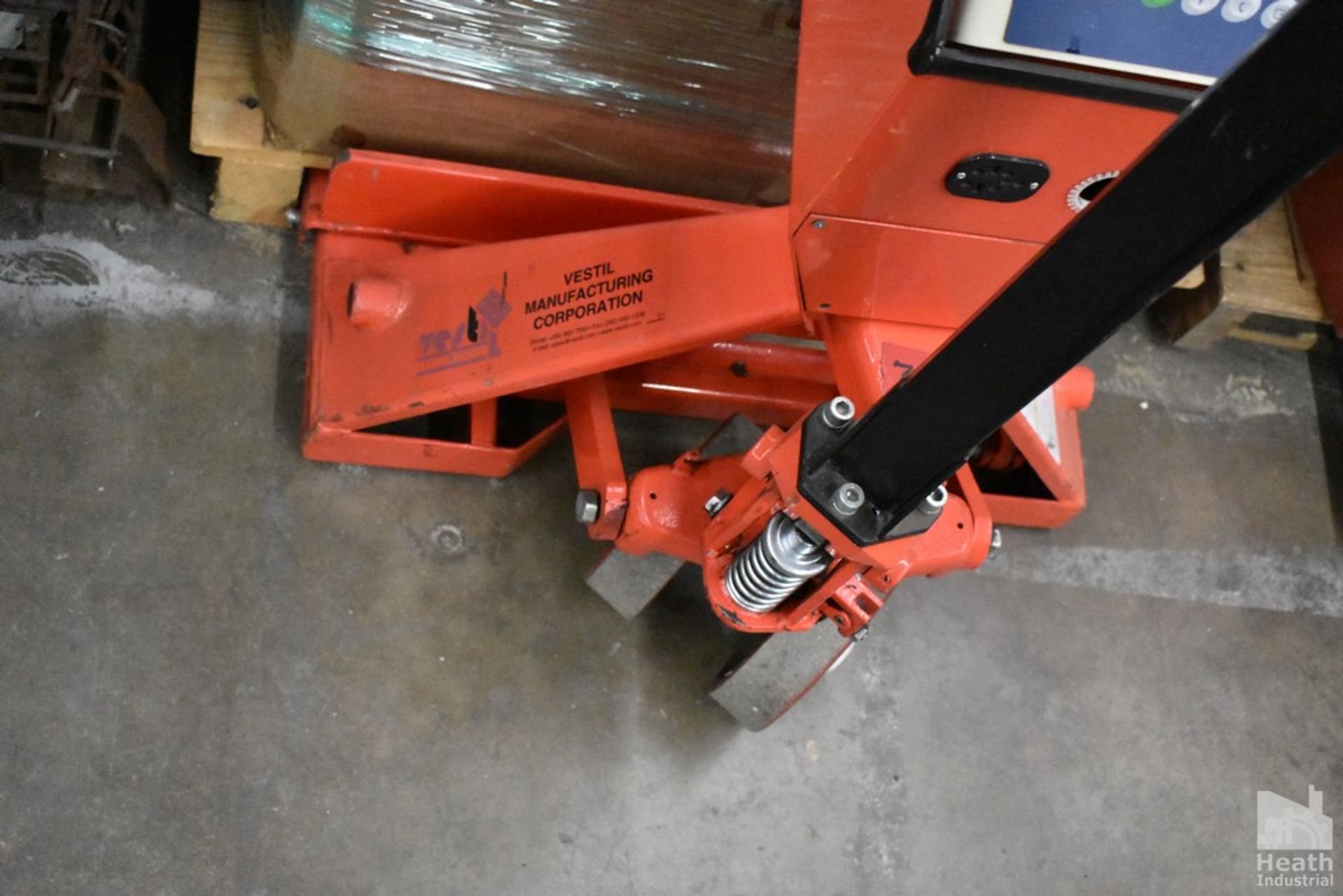 VESTIL MODEL PM-2748-SCL-LP, PALLET JACK WITH SCALE, 5,000LB. CAP. - Image 5 of 8