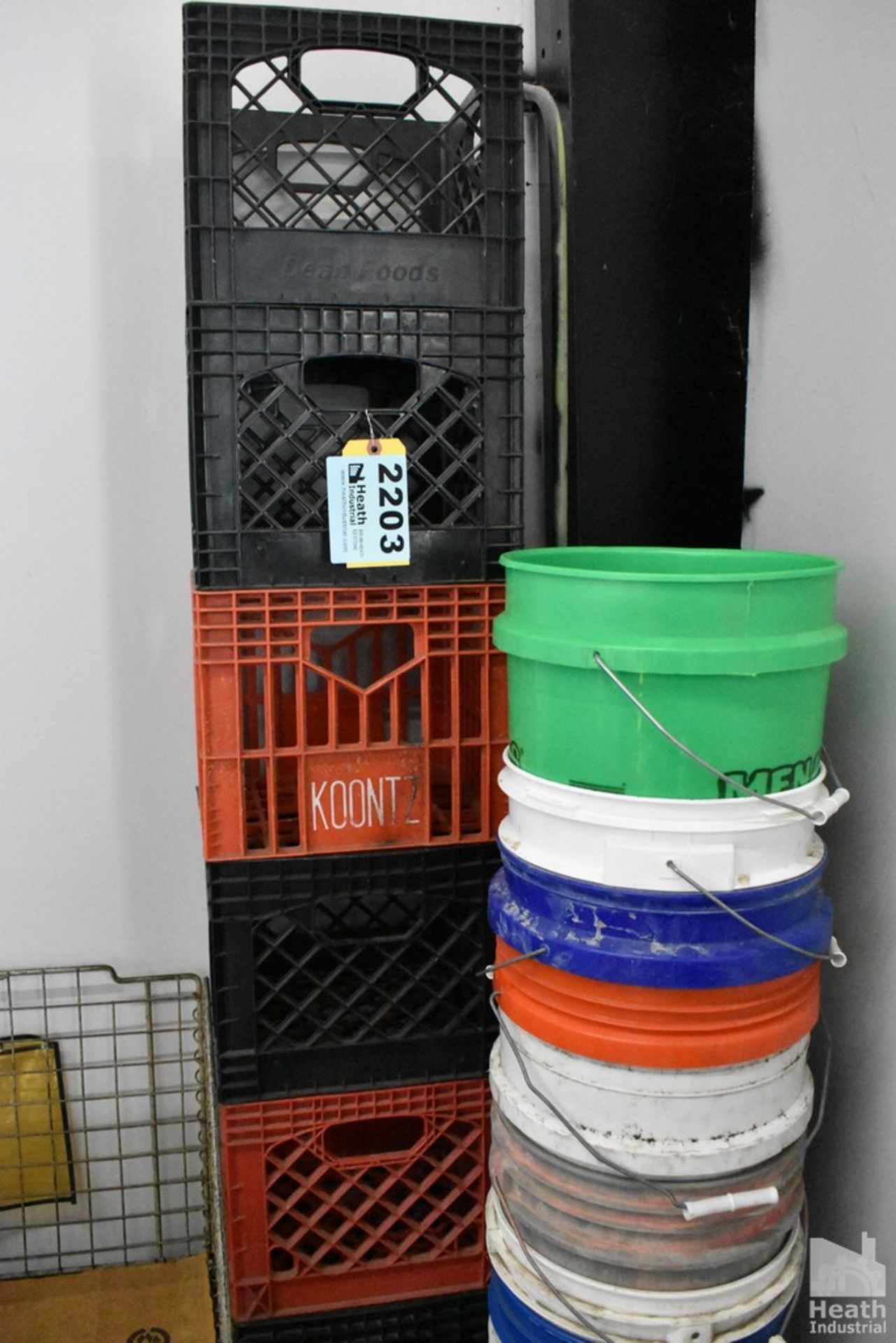 LARGE QUANTITY OF MILK CRATES AND PLASTIC BUCKETS - Image 2 of 3