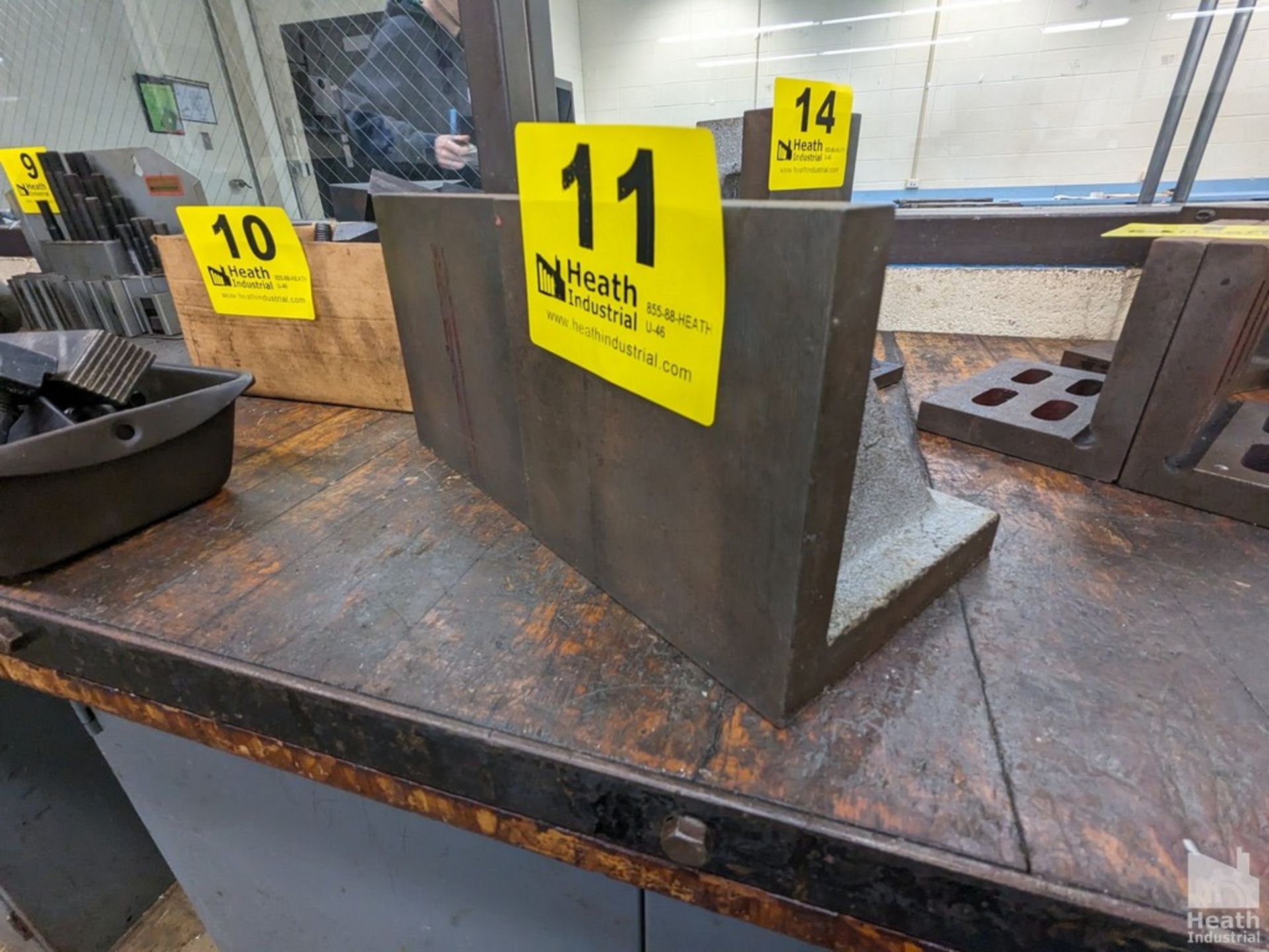 (2) 6" X 6" X 6" RIGHT ANGLE PLATES Free Pickup In Hoffman Estates, Illinois