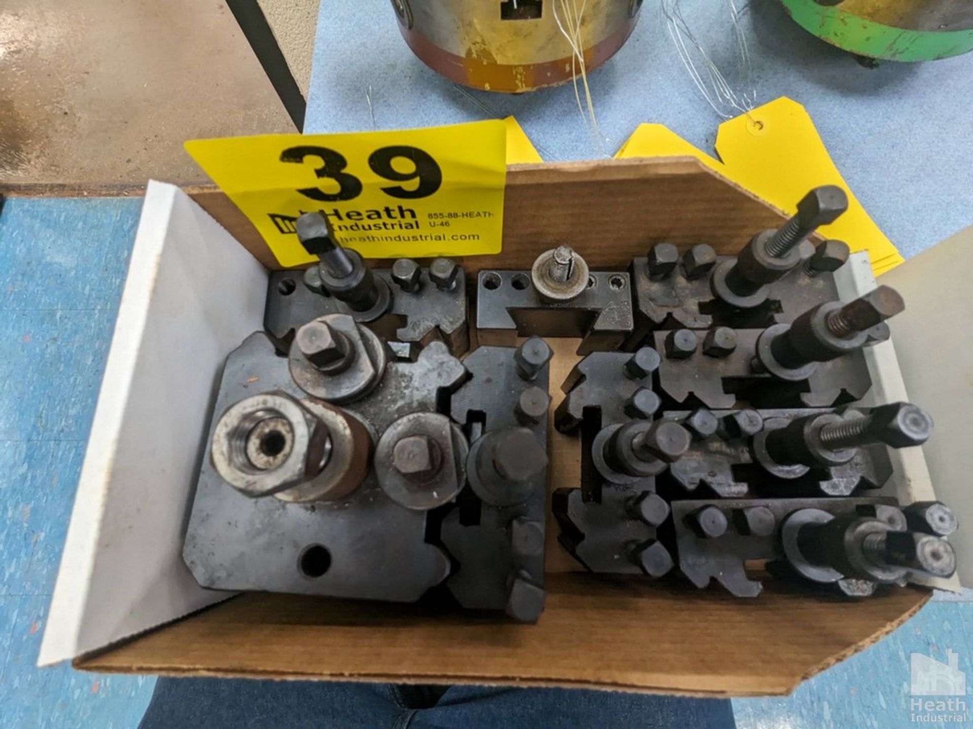 QUICK CHANGE TOOLPOST WITH EIGHT HOLDERS Free Pickup In Hoffman Estates, Illinois