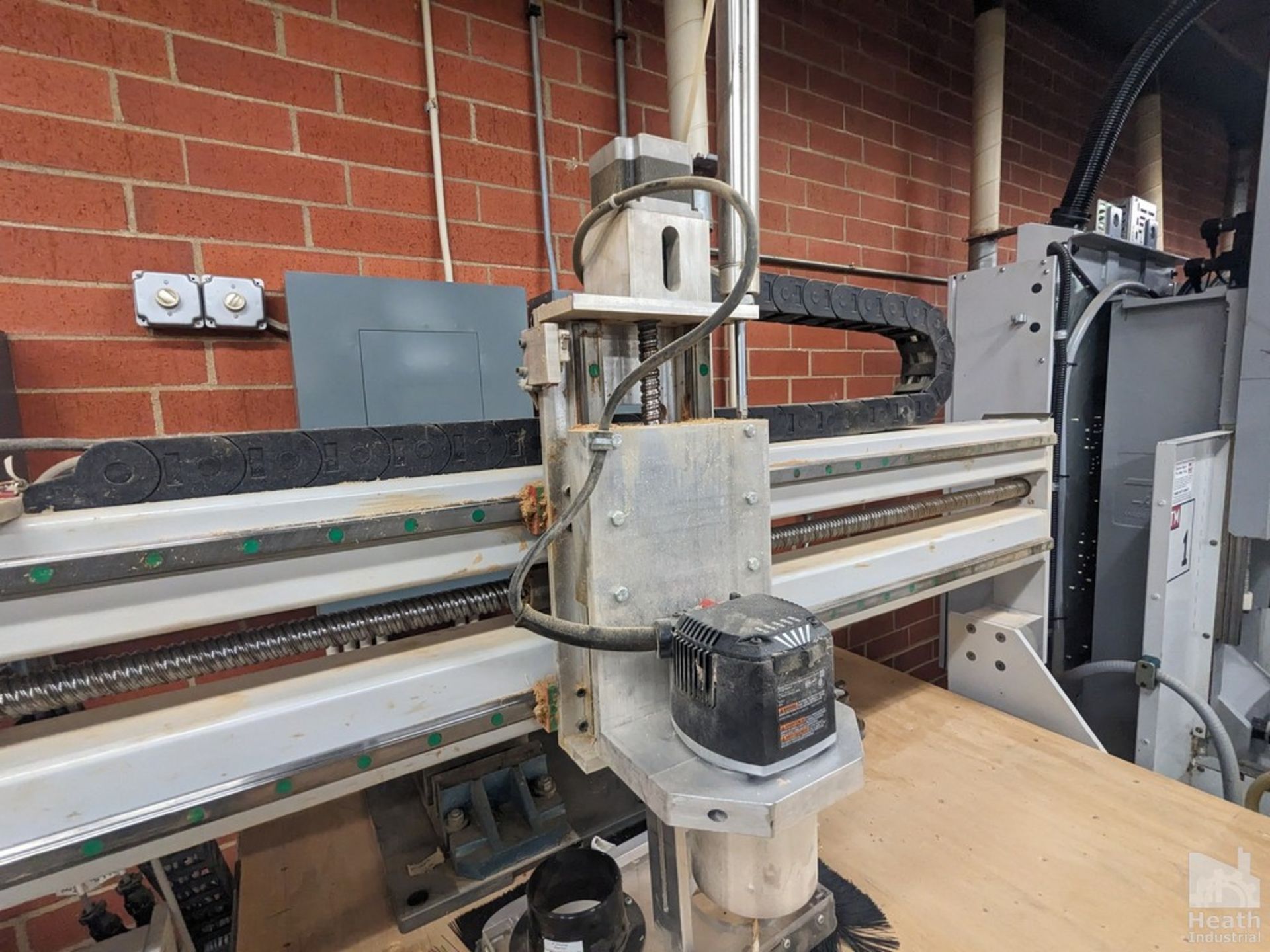 SABRE MODEL 3636 CNC WOOD ROUTER WITH PORTABLE TABLE Loading Fee :$100 - Image 2 of 6