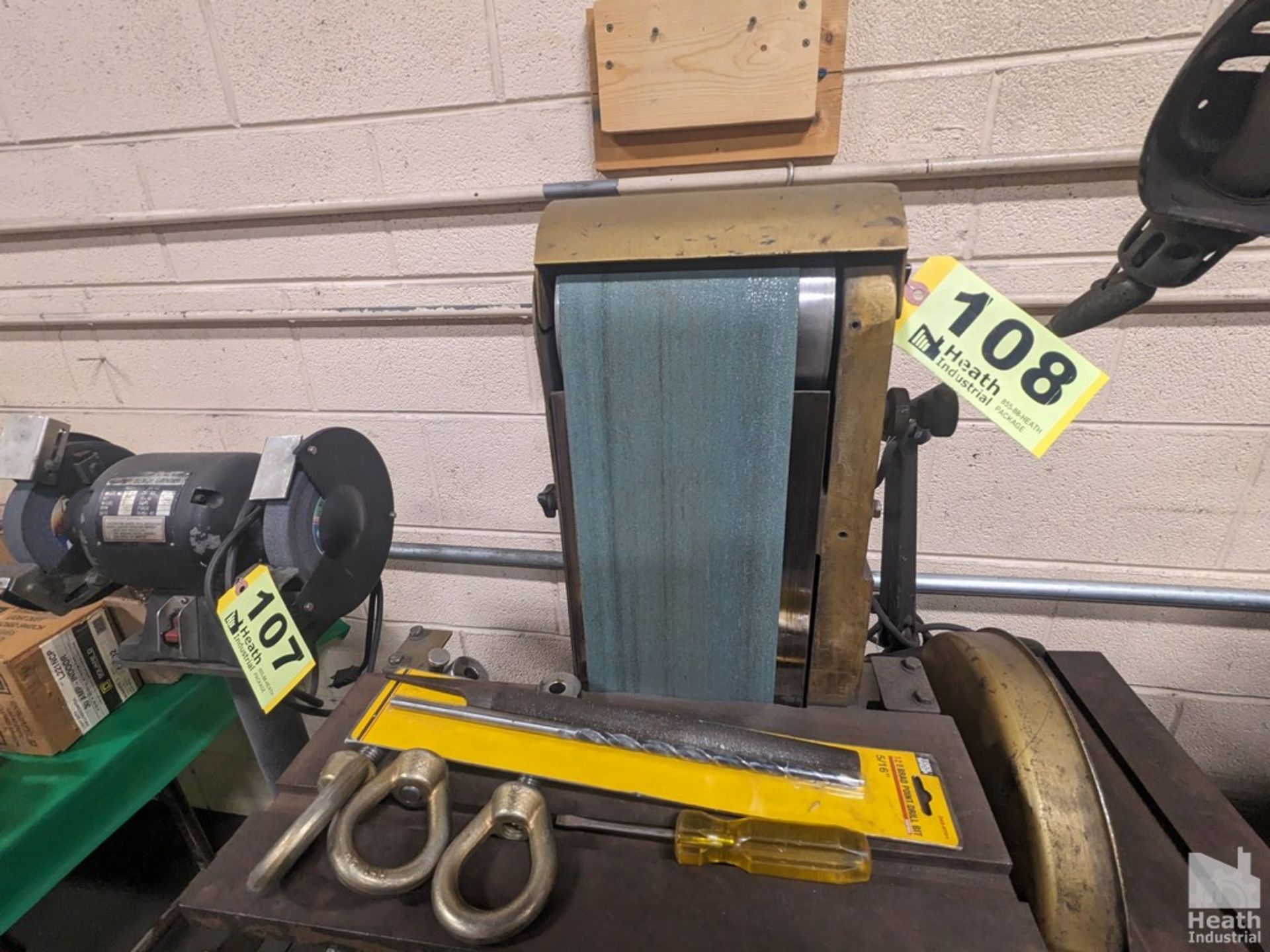 POWERMATIC 30B 6" BELT/12" DISC SANDER - Image 2 of 4