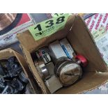 ASSORTED PRESSURE GAUGES IN BOX