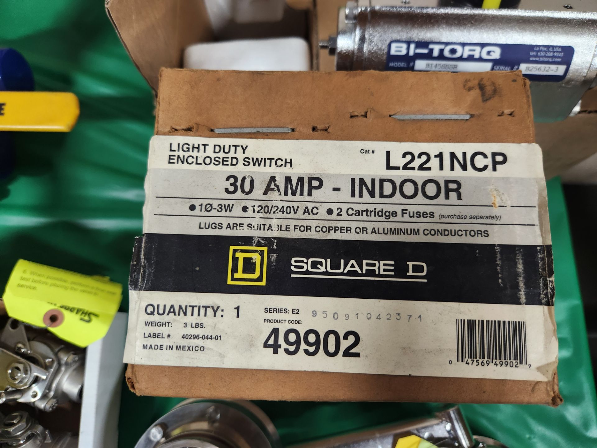 SQUARE D L221NCP 30 AMP ENCLOSED SWITCH