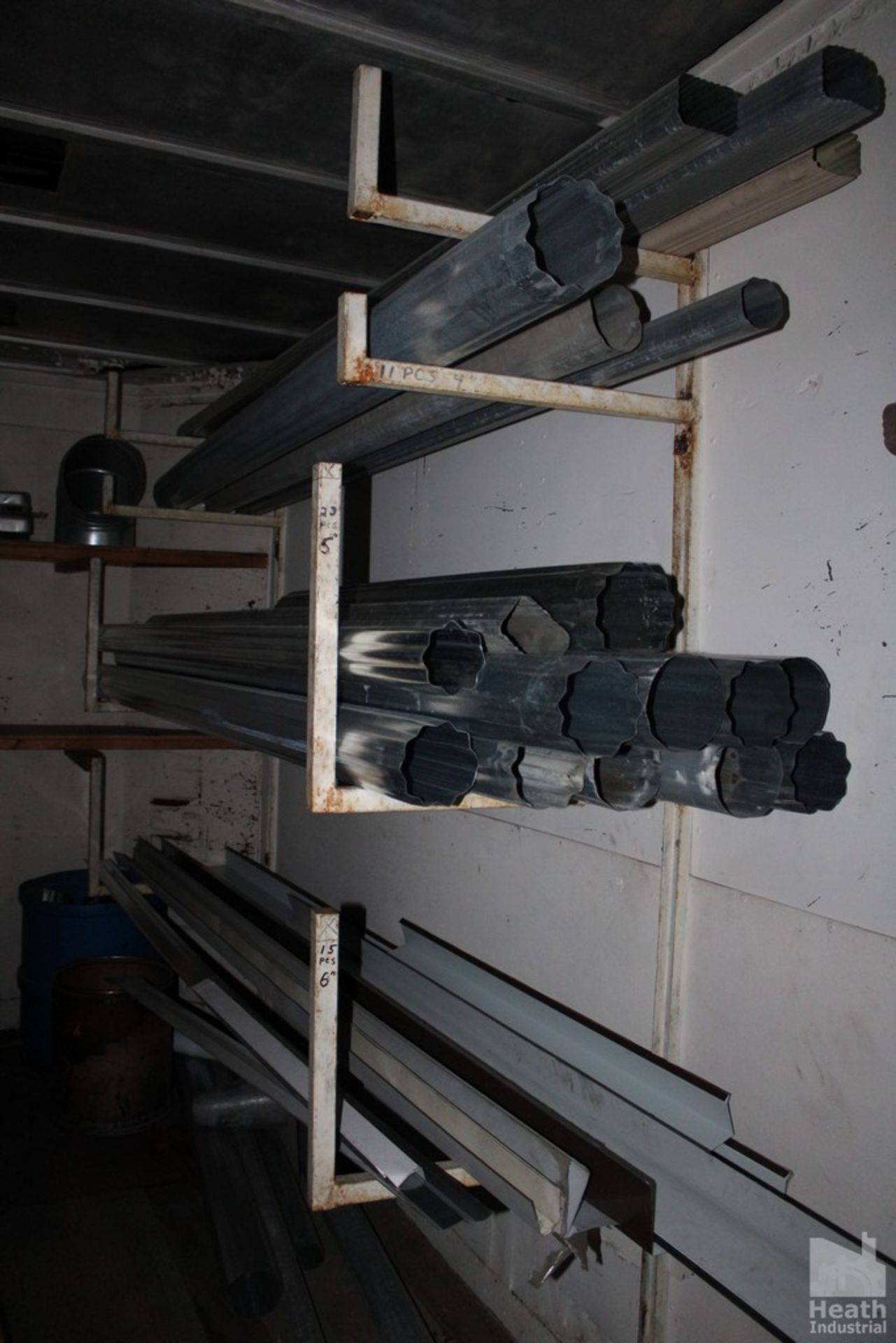 ASSORTED DRAIN SPOUTS - Image 4 of 4