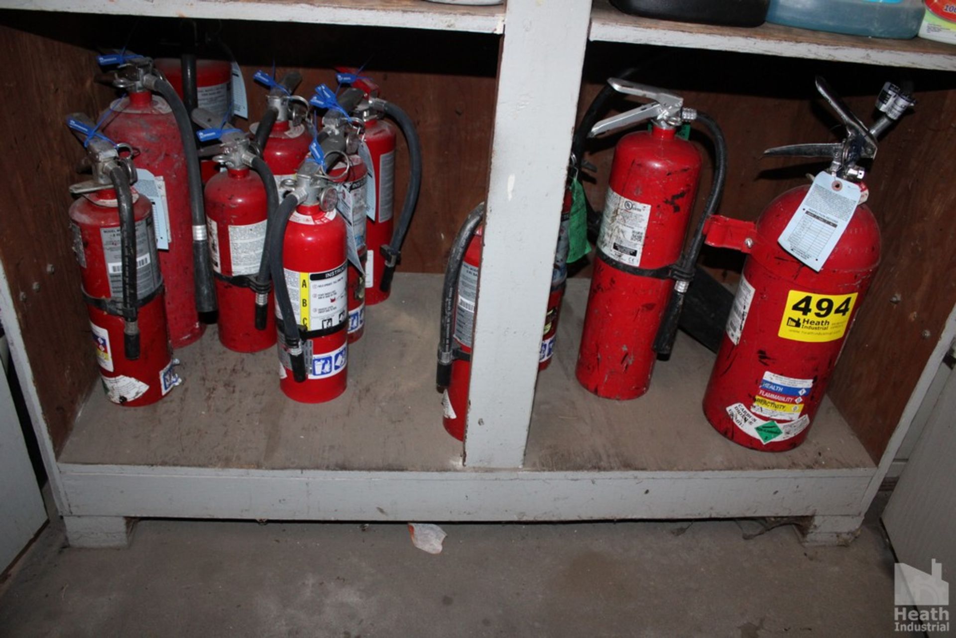 LARGE QUANTITY OF FIRE EXTINGUISHERS