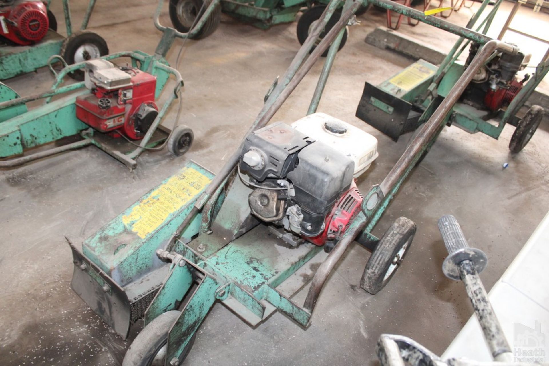 GARLOCK ROOFING SAW WITH HONDA GX270 GAS ENGINE - Image 2 of 4