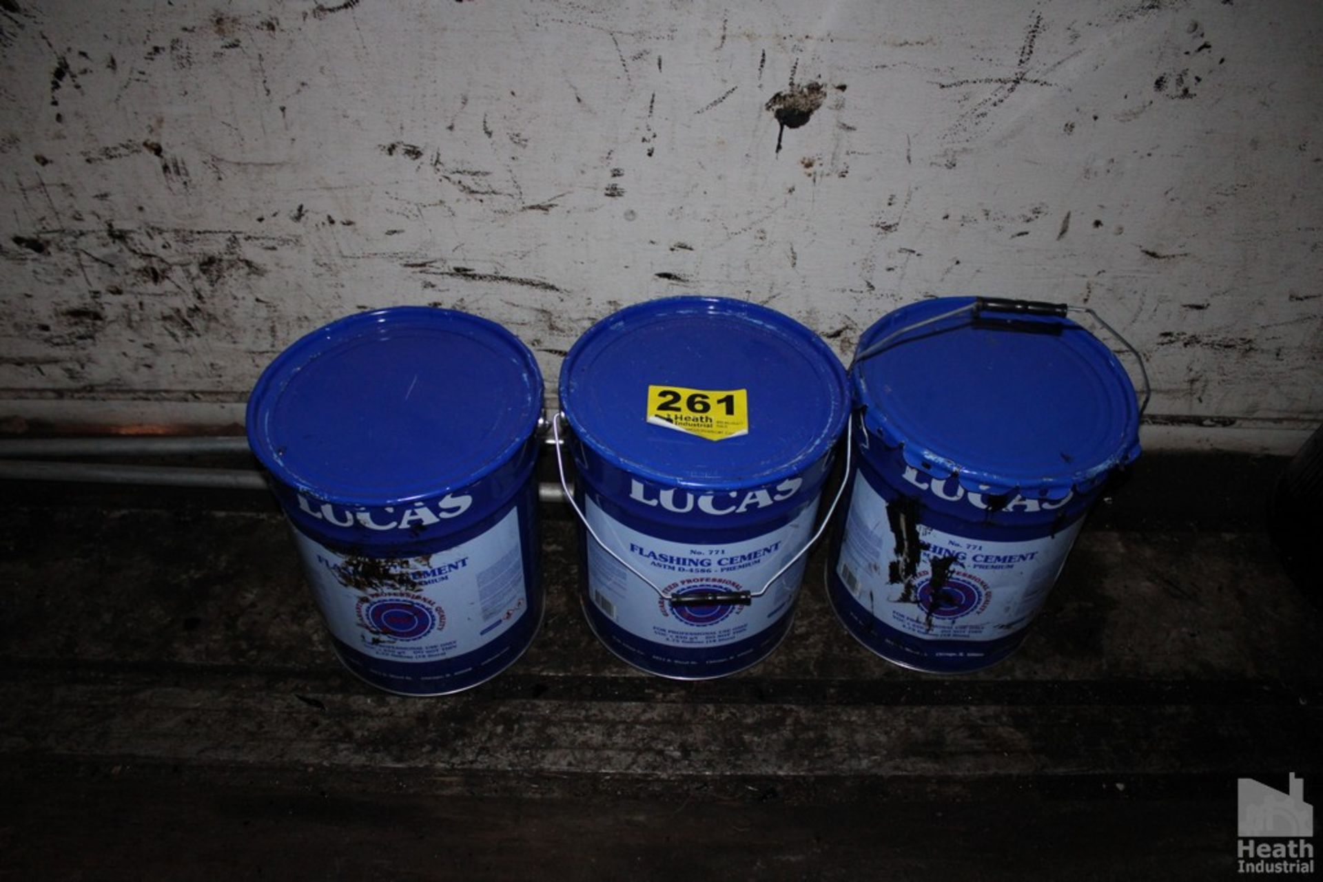 (3) 5-GAL. PAILS OF FLASHING CEMENT