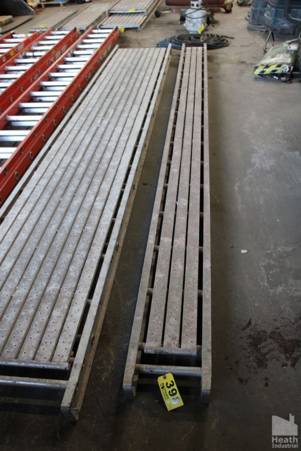 SECTION OF WERNER ALUMINUM SCAFFOLDING,, MODEL 2716 27" WIDE, 16FT. LONG