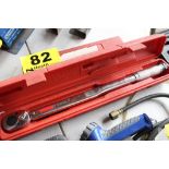 STORM 1/2" DRIVE TORQUE WRENCH, 10 TO 150 FOOT POUNDS, WITH CASE