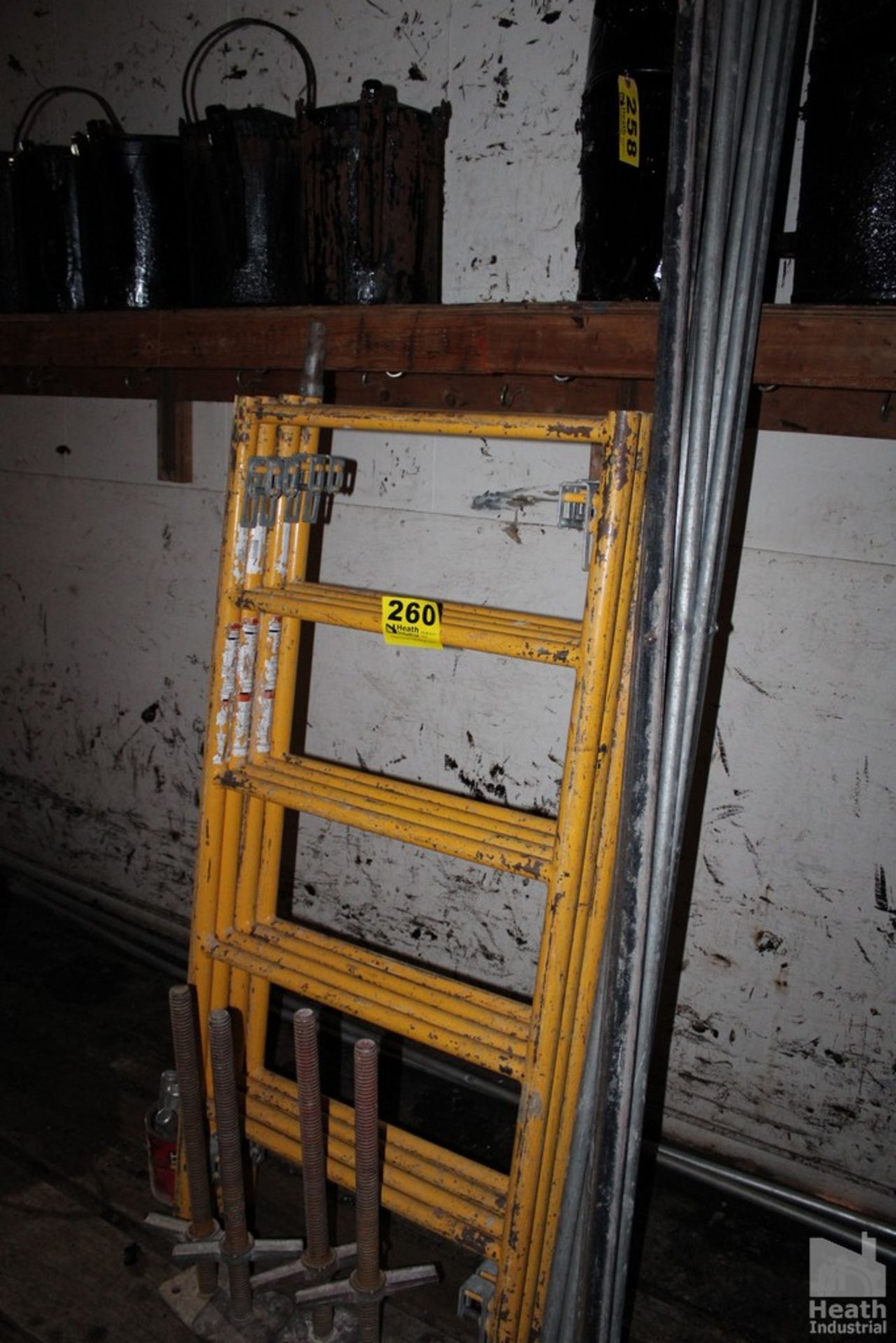 SCAFFOLDING UPRIGHTS, CROSS BARS, ADJUSTABLE BASES AND PINS