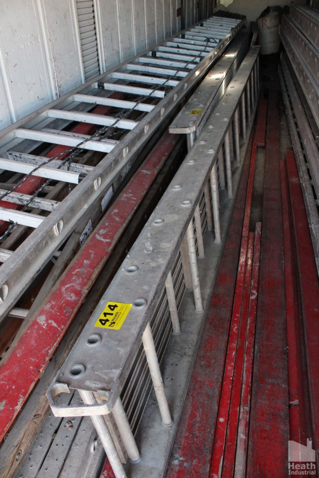 SECTION OF WERNER ALUMINUM SCAFFOLDING,, MODEL 2620 24" WIDE, 20FT. LONG