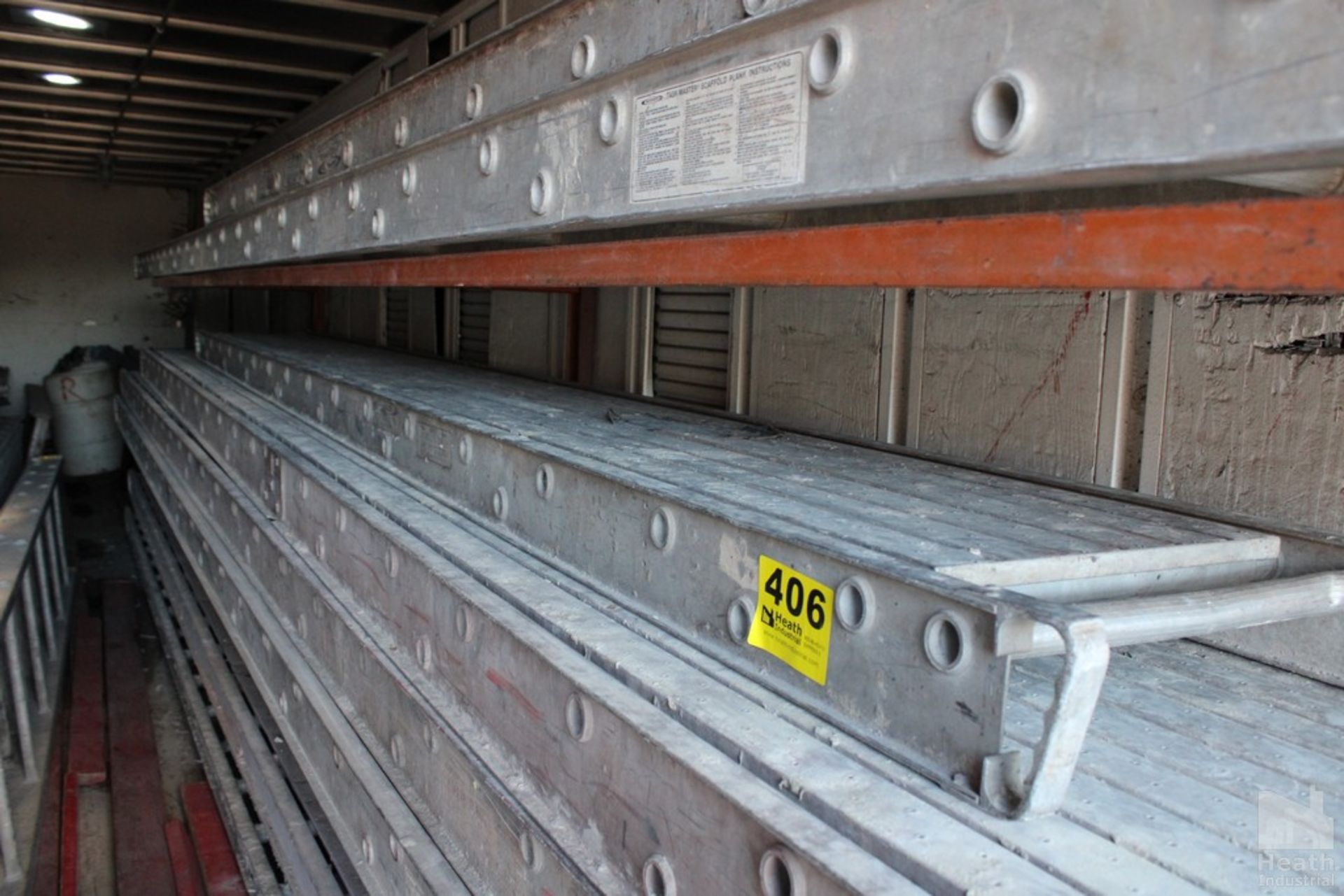 SECTION OF WERNER ALUMINUM SCAFFOLDING, 20" WIDE, 16FT. LONG
